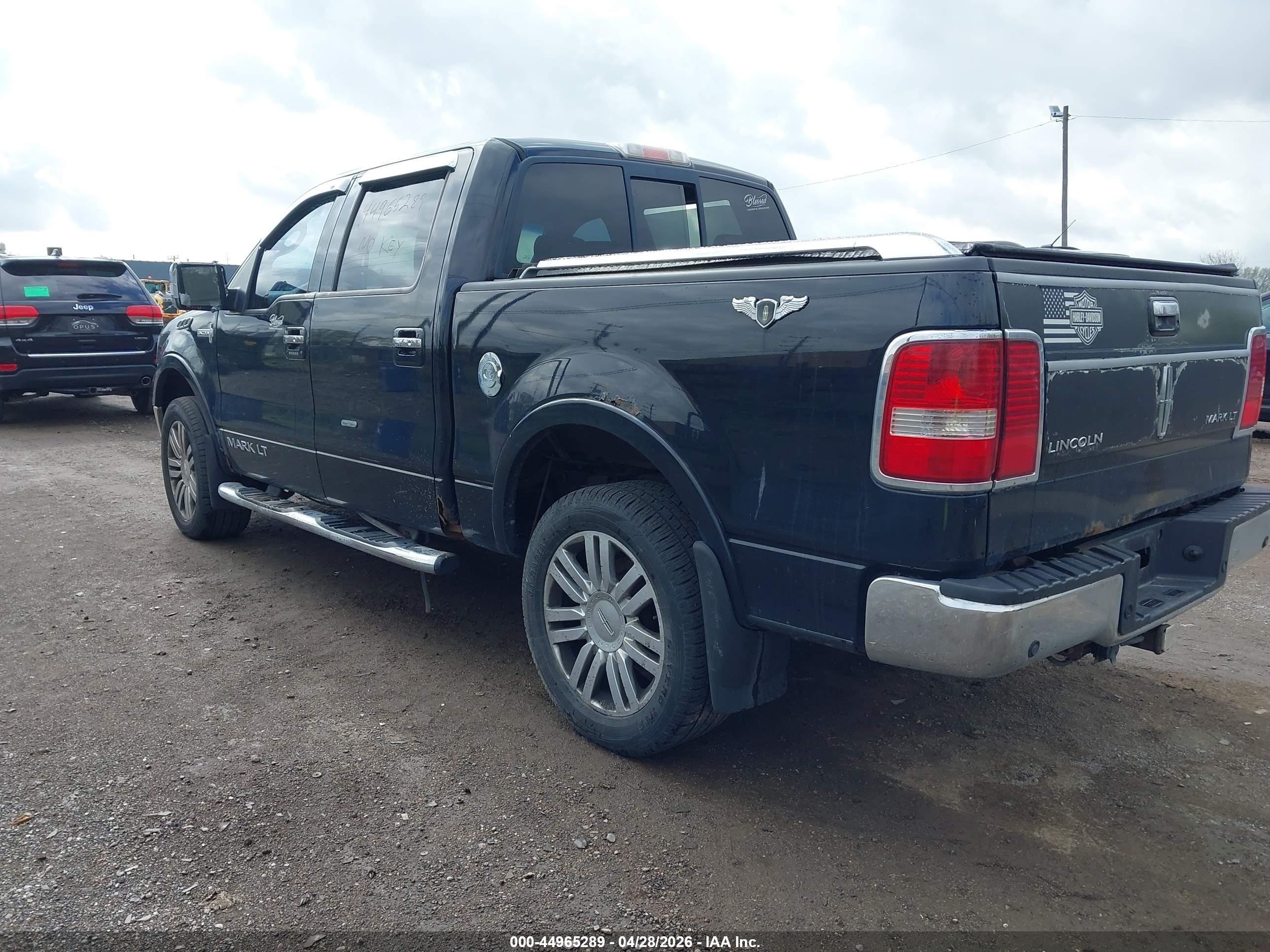 2007 Lincoln Mark Lt   Black vin: 5LTPW18507FJ10053