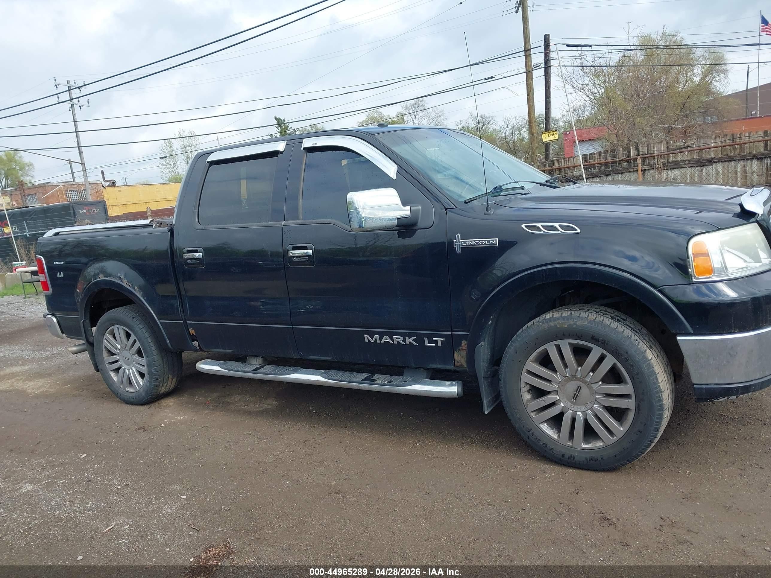 2007 Lincoln Mark Lt   Black vin: 5LTPW18507FJ10053