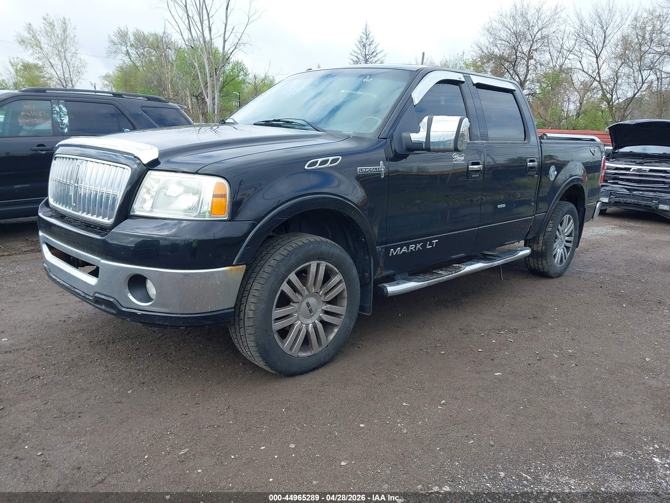 2007 Lincoln Mark Lt   Black vin: 5LTPW18507FJ10053