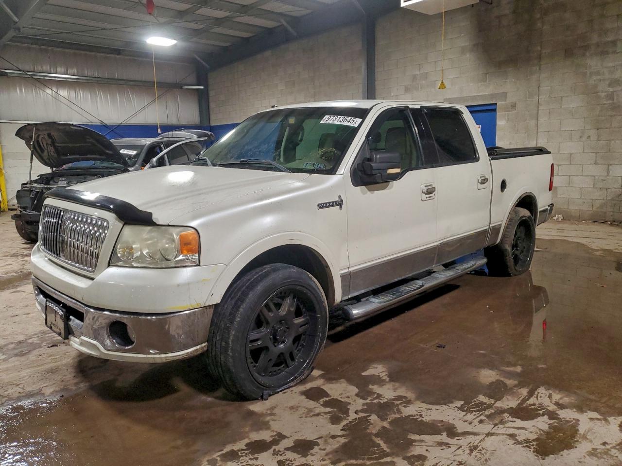 5LTPW18516FJ16751