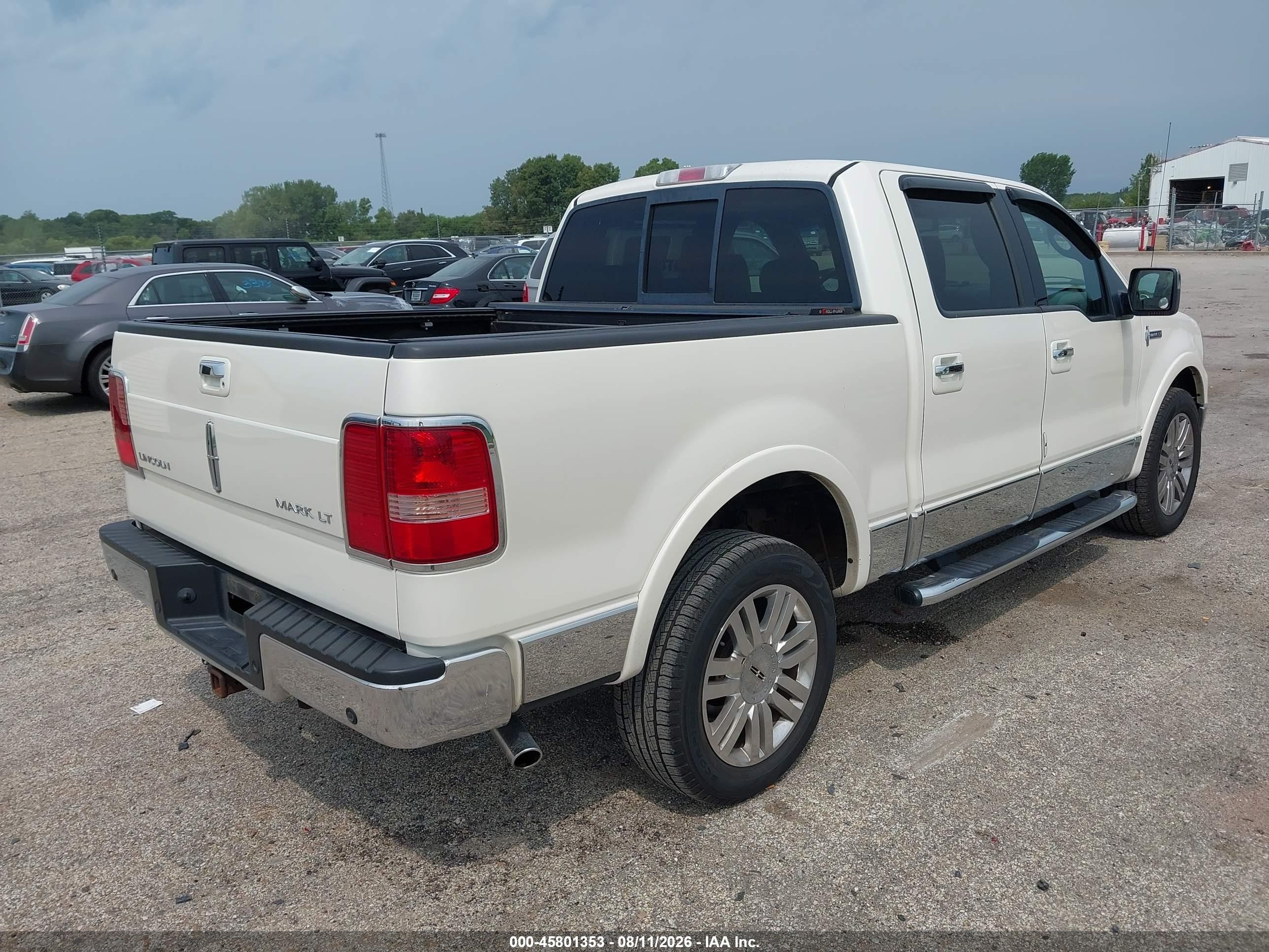 2007 Lincoln Mark Lt   Cream vin: 5LTPW18517FJ08053