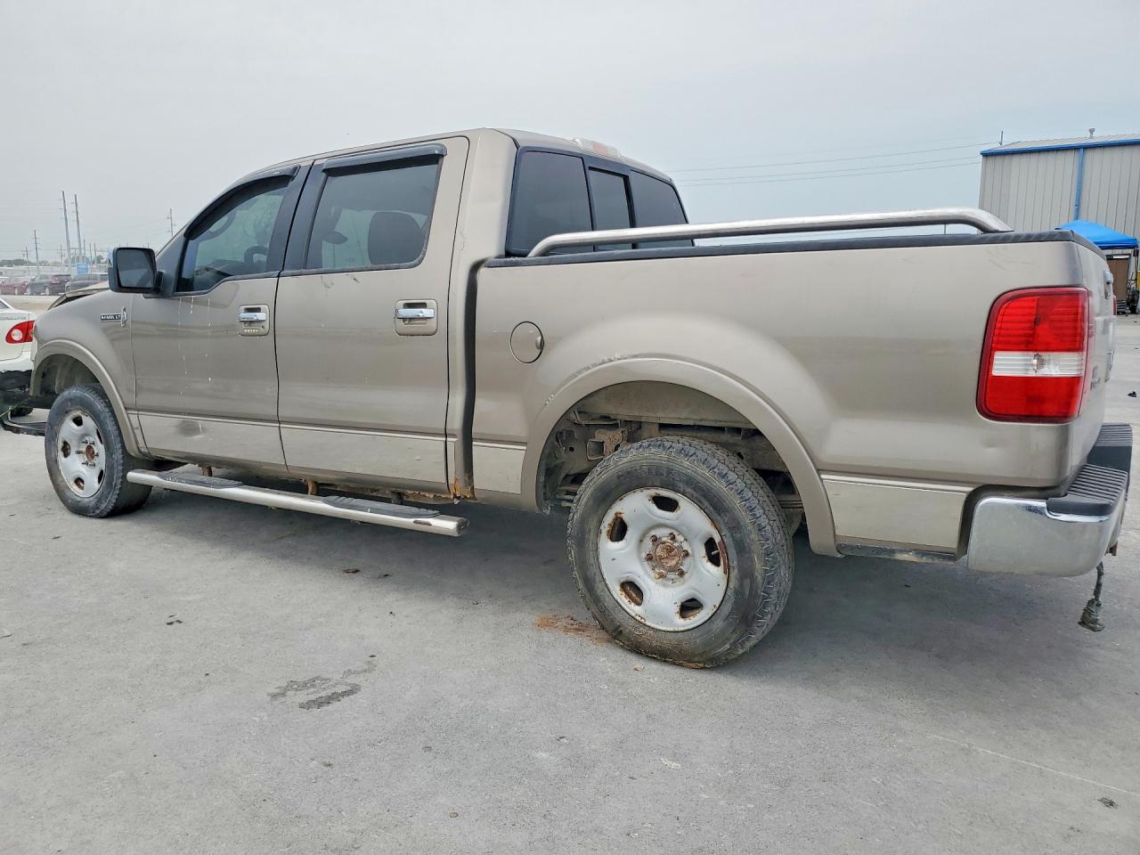 2006 Lincoln Mark Lt Tan vin: 5LTPW18526FJ07296