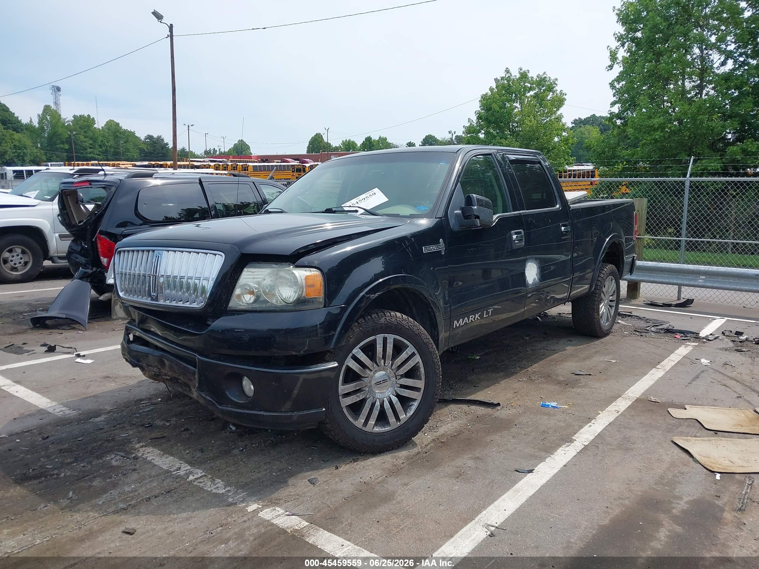 2007 Lincoln Mark Lt   Black vin: 5LTPW18527FJ01046