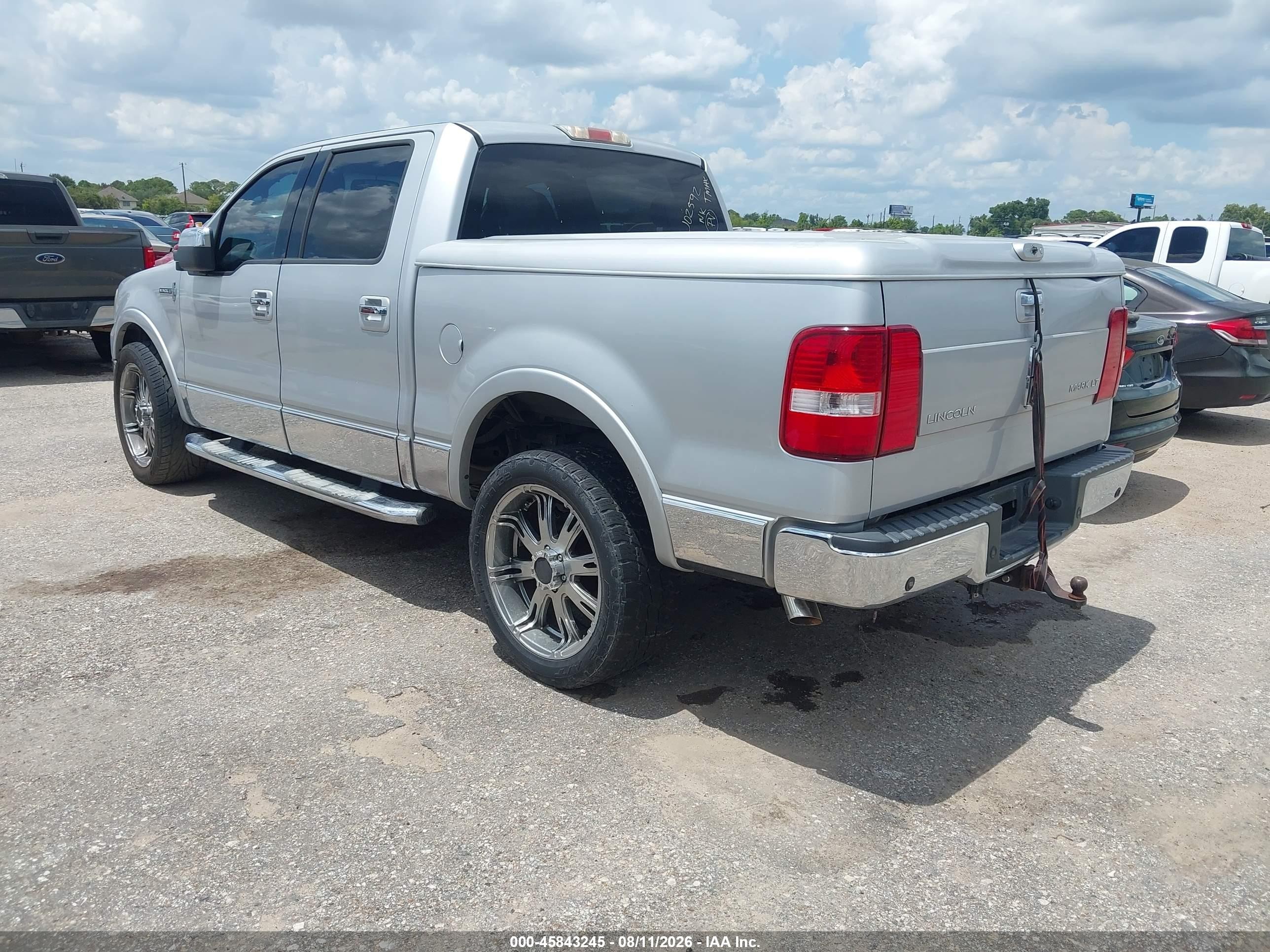 2006 Lincoln Mark Lt   Silver vin: 5LTPW18536FJ02592