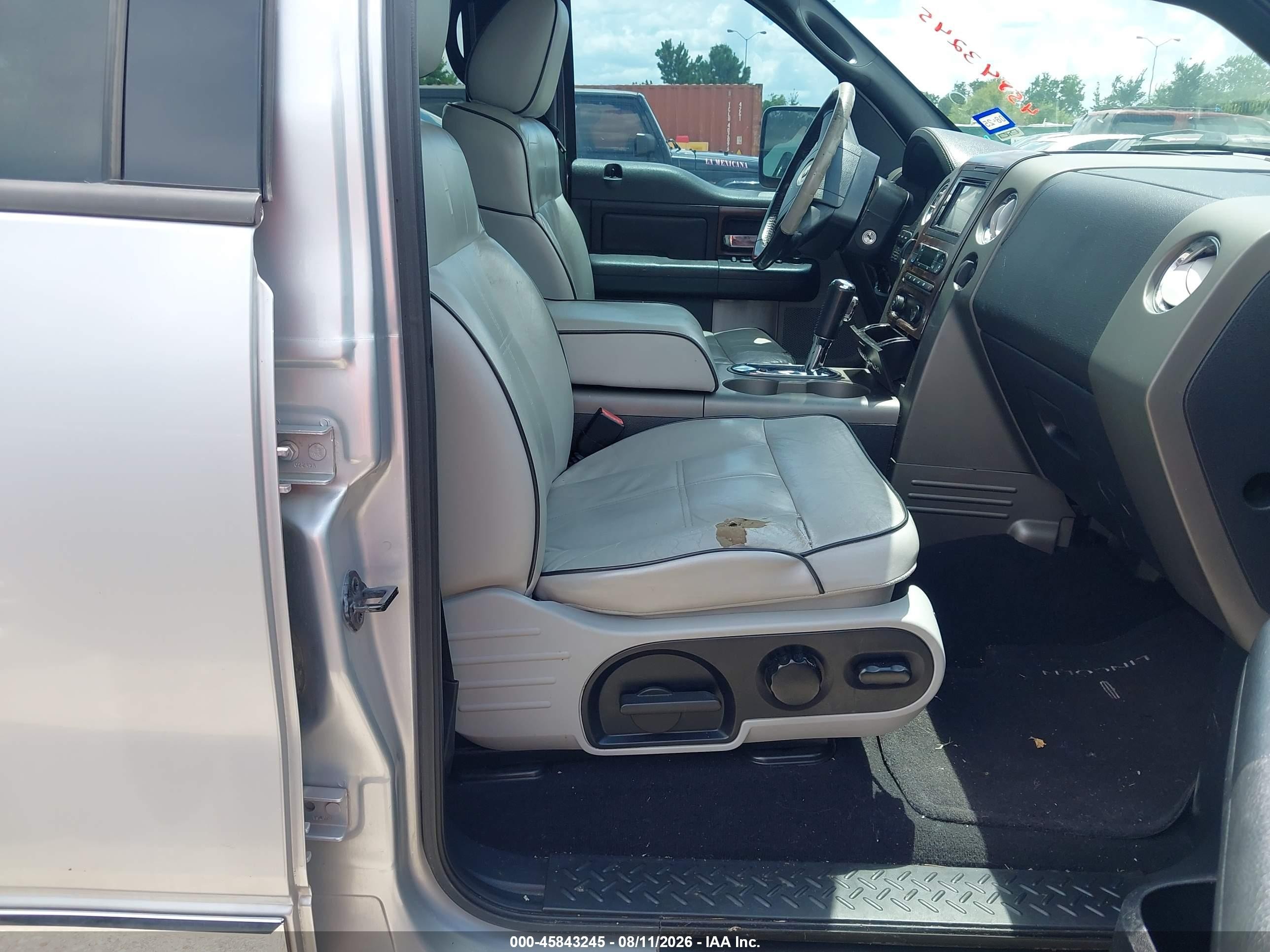 2006 Lincoln Mark Lt   Silver vin: 5LTPW18536FJ02592