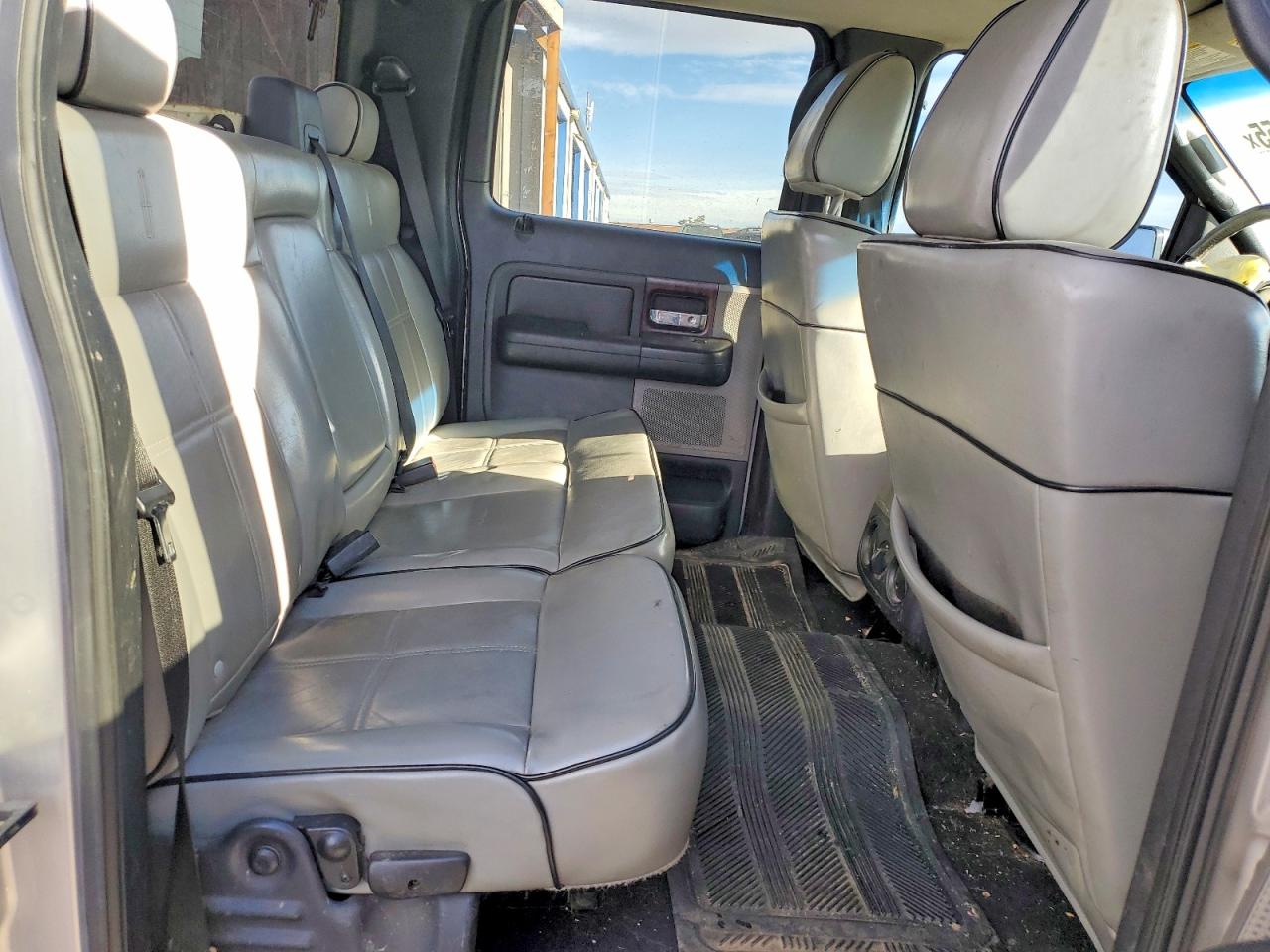 2006 Lincoln Mark Lt Silver vin: 5LTPW18536FJ13754