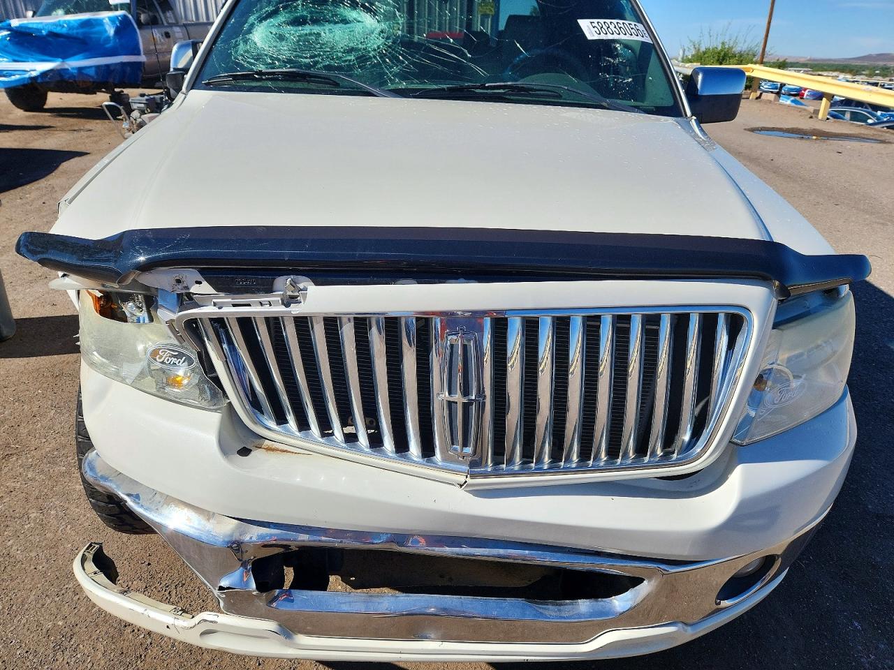 2006 Lincoln Mark Lt White vin: 5LTPW18536FJ15701