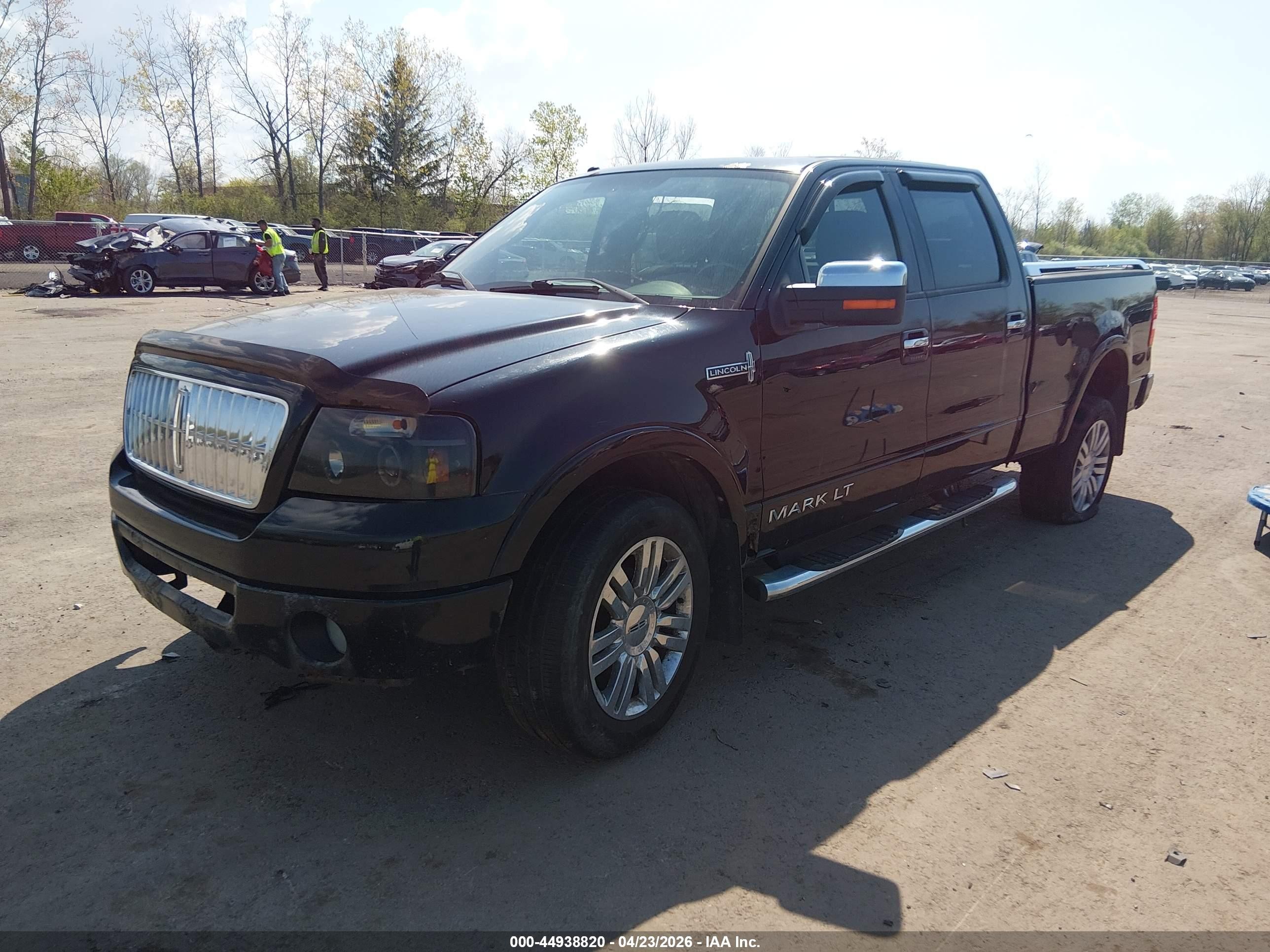 2007 Lincoln Mark Lt   Black vin: 5LTPW18537FJ09477
