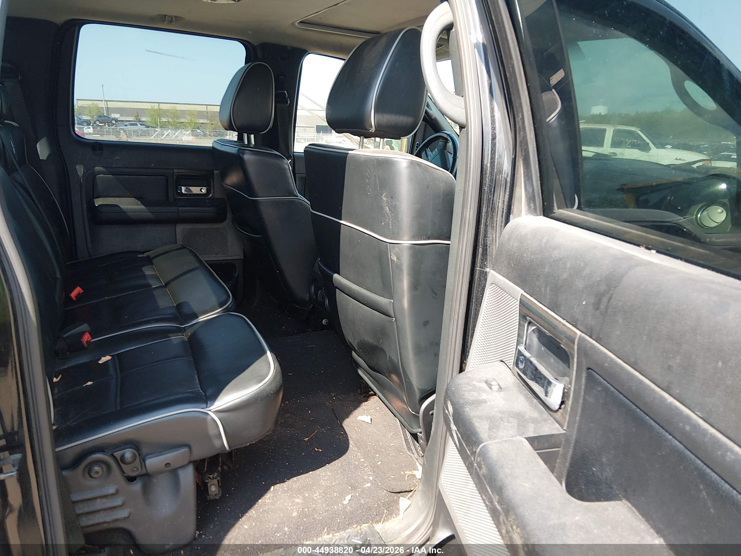 2007 Lincoln Mark Lt   Black vin: 5LTPW18537FJ09477