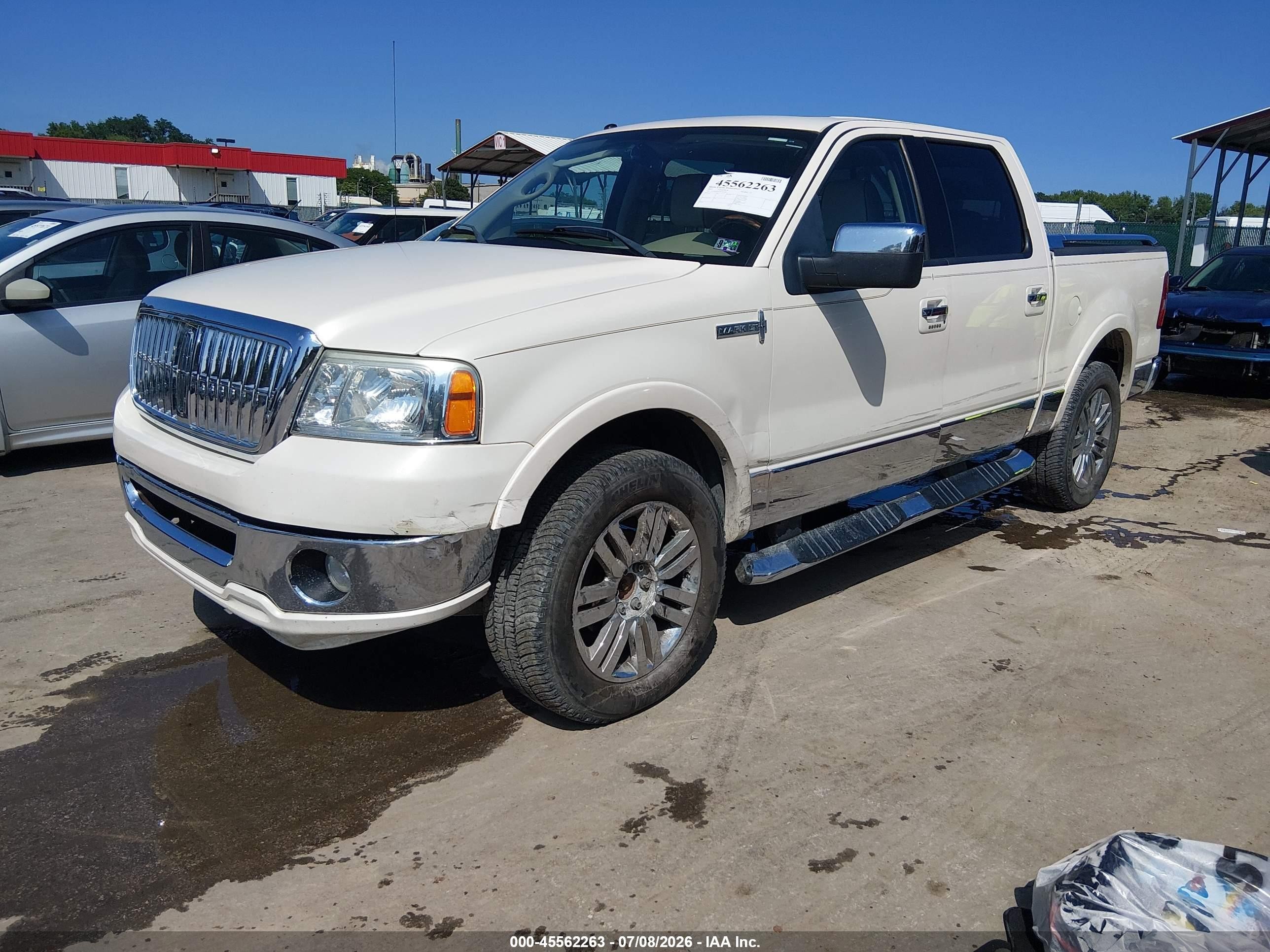 2007 Lincoln Mark Lt   White vin: 5LTPW18547FJ11674