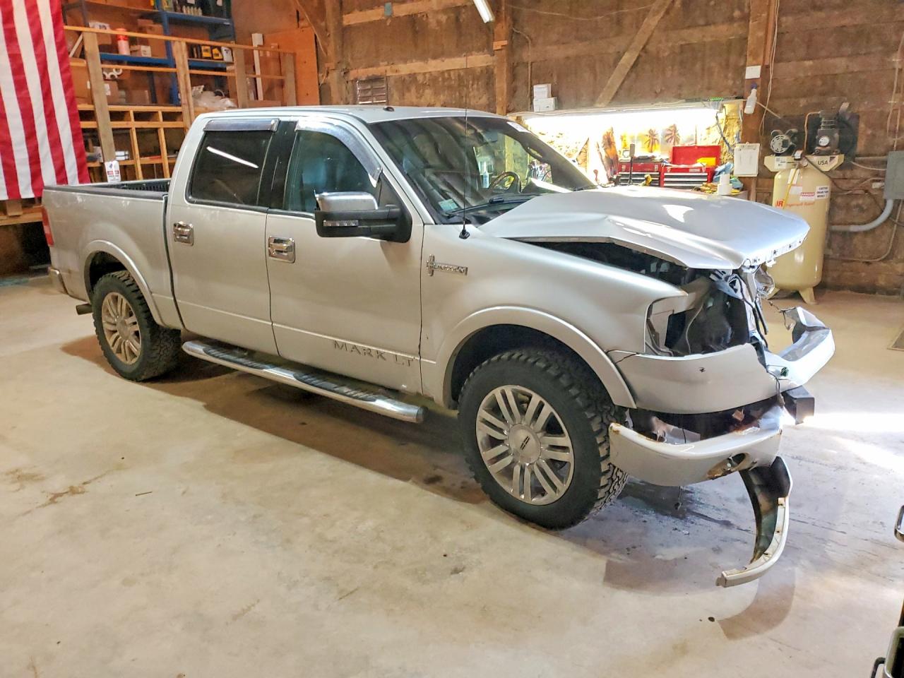 2008 Lincoln Mark Lt Silver vin: 5LTPW18568FJ01312