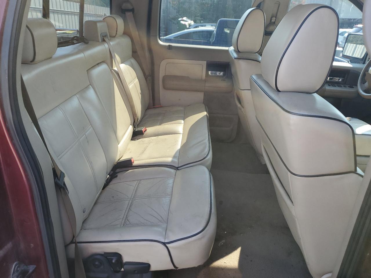 2006 Lincoln Mark Lt Red vin: 5LTPW18586FJ09540