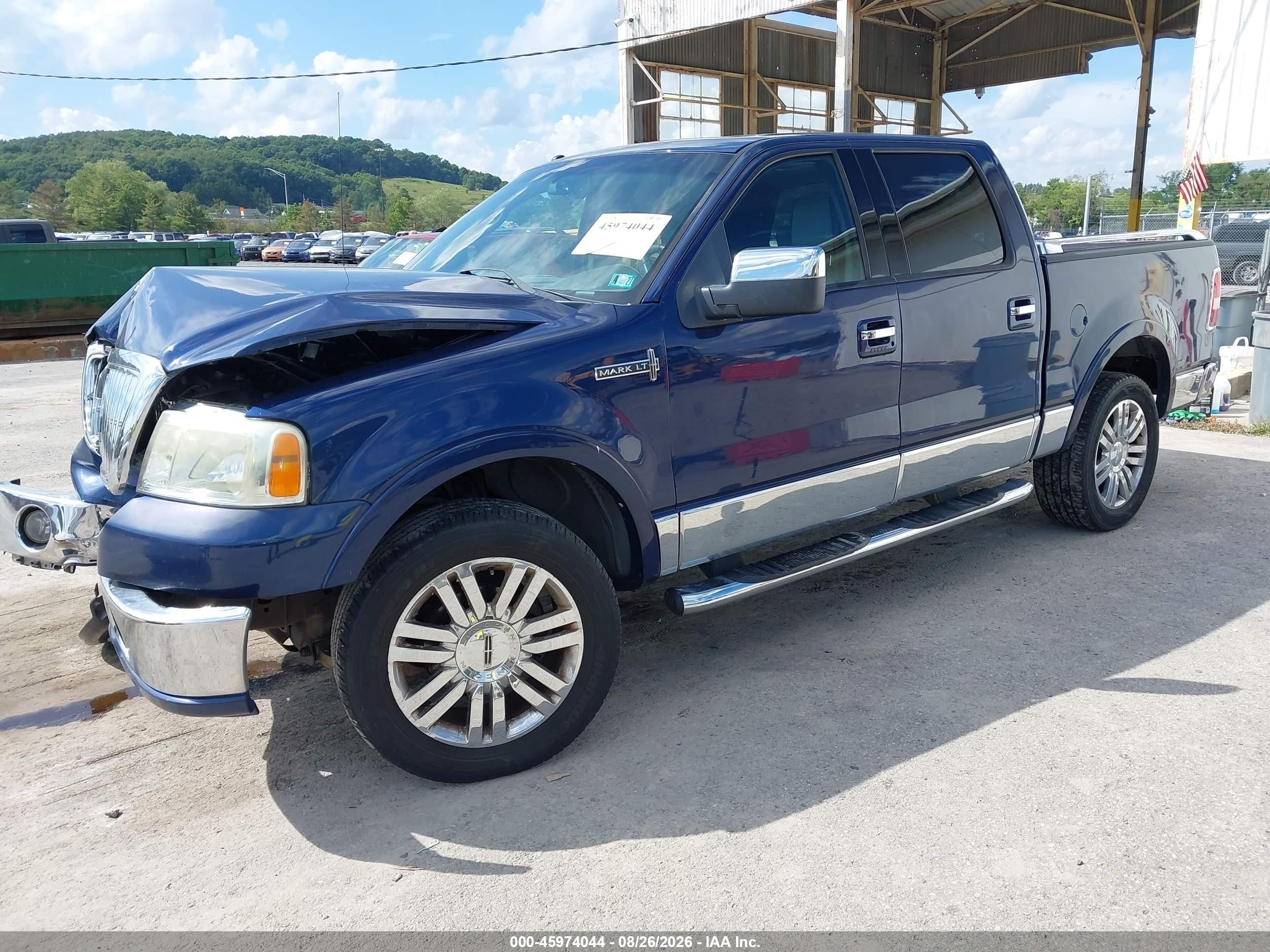 2007 Lincoln Mark Lt   Blue vin: 5LTPW18587FJ10611