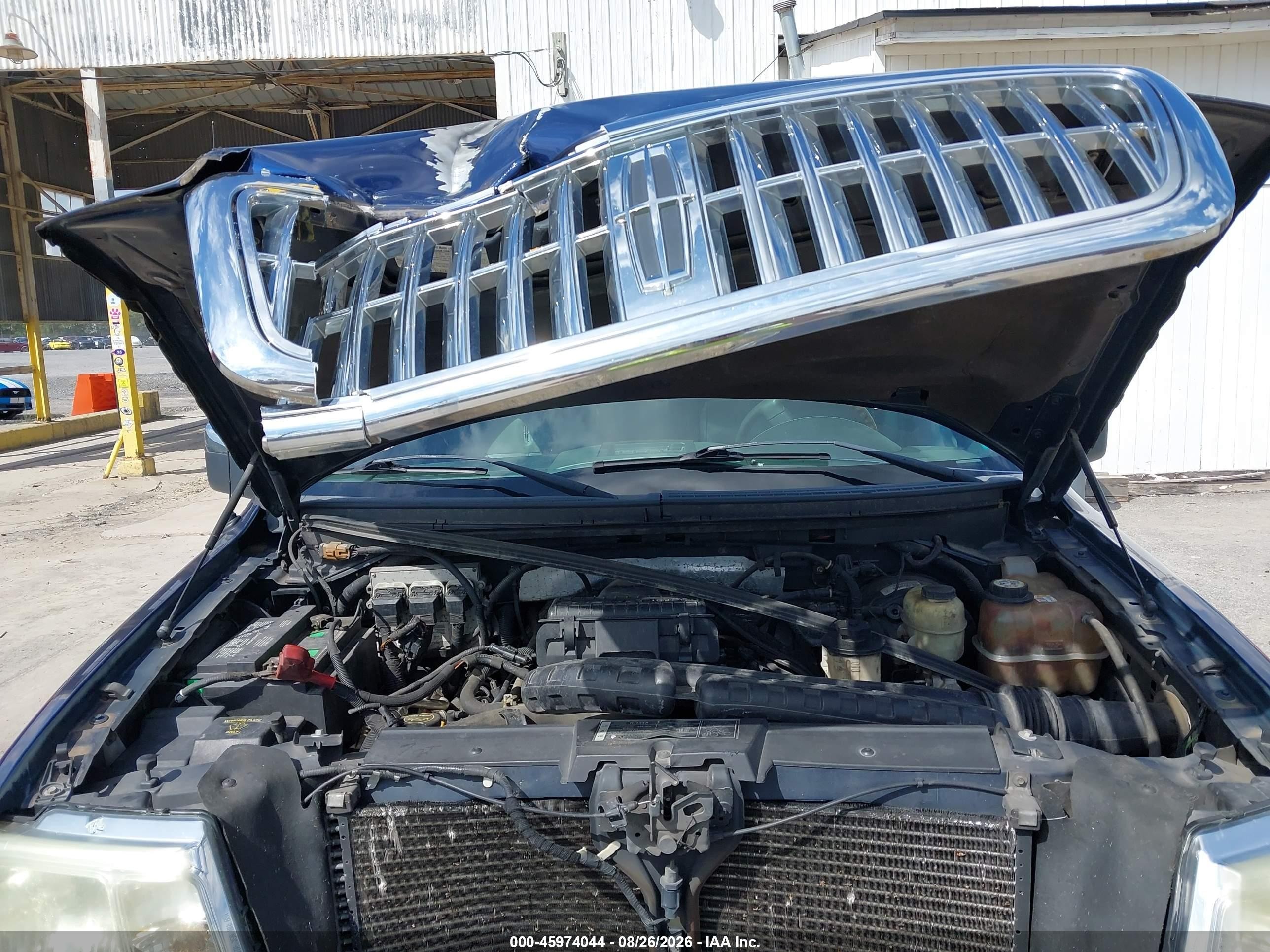 2007 Lincoln Mark Lt   Blue vin: 5LTPW18587FJ10611