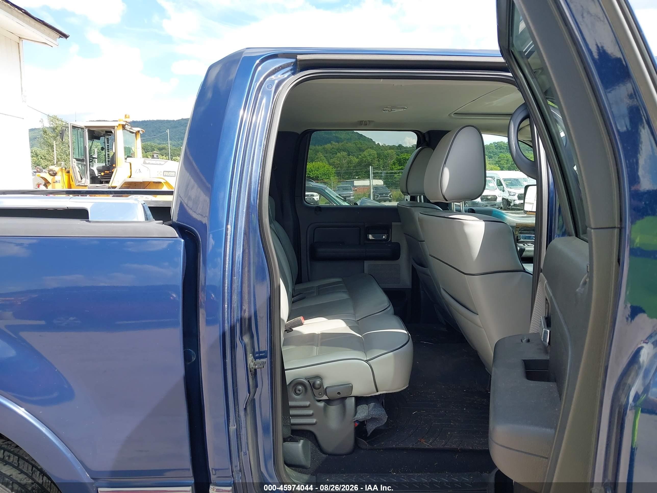 2007 Lincoln Mark Lt   Blue vin: 5LTPW18587FJ10611