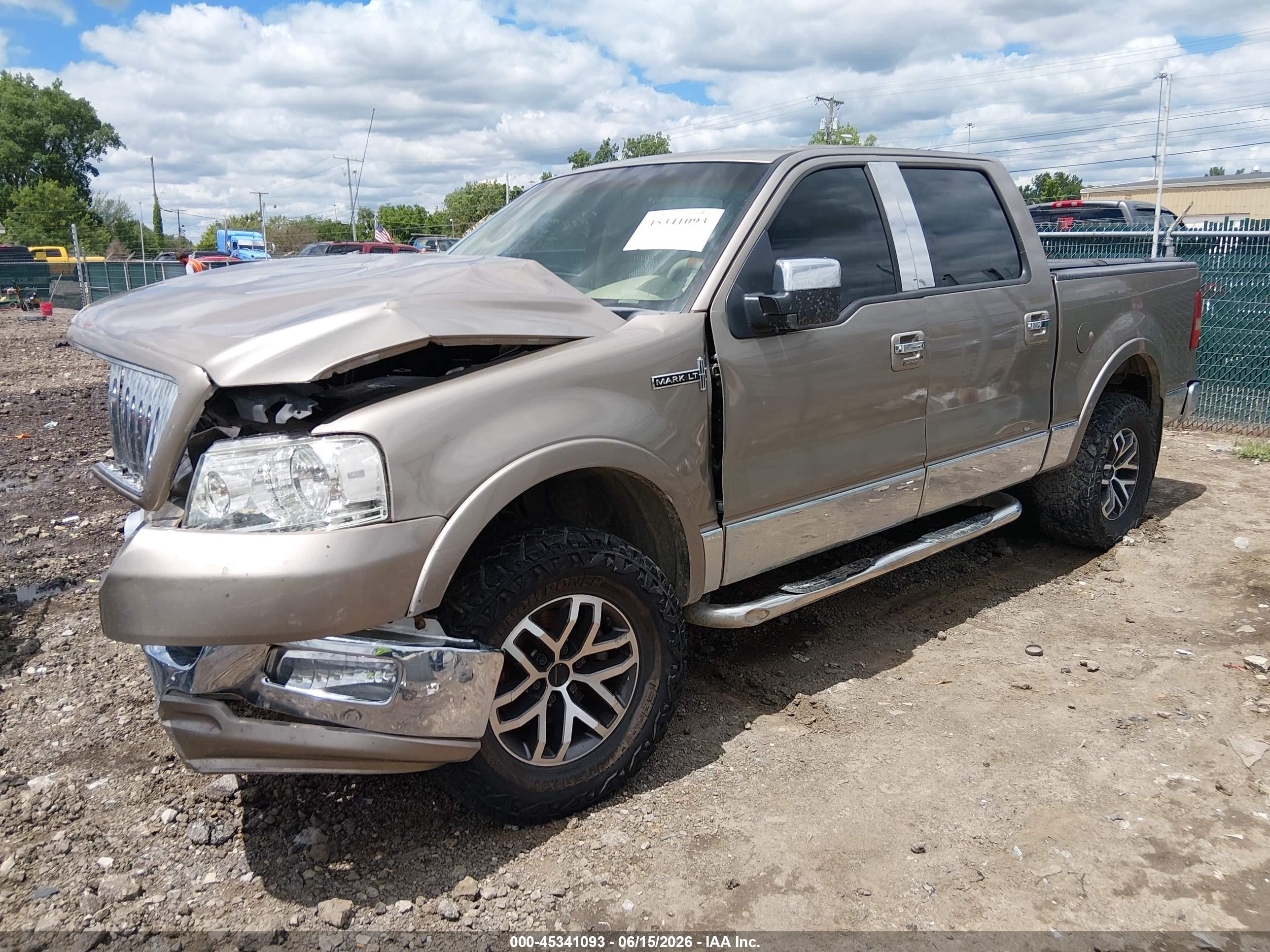 2006 Lincoln Mark Lt   Beige vin: 5LTPW18596FJ06548