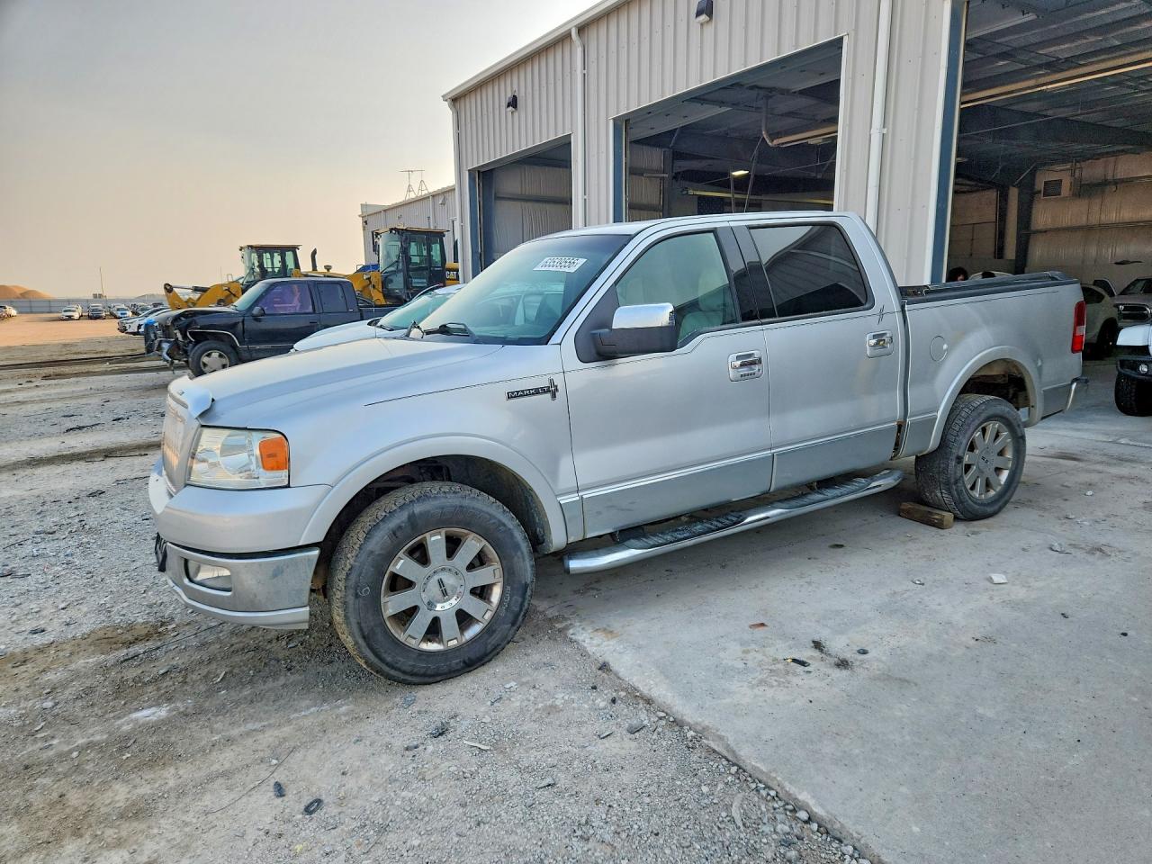 5LTPW185X6FJ03125