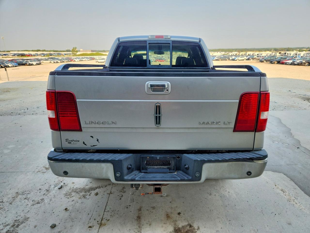 2006 Lincoln Mark Lt Gray vin: 5LTPW185X6FJ03125