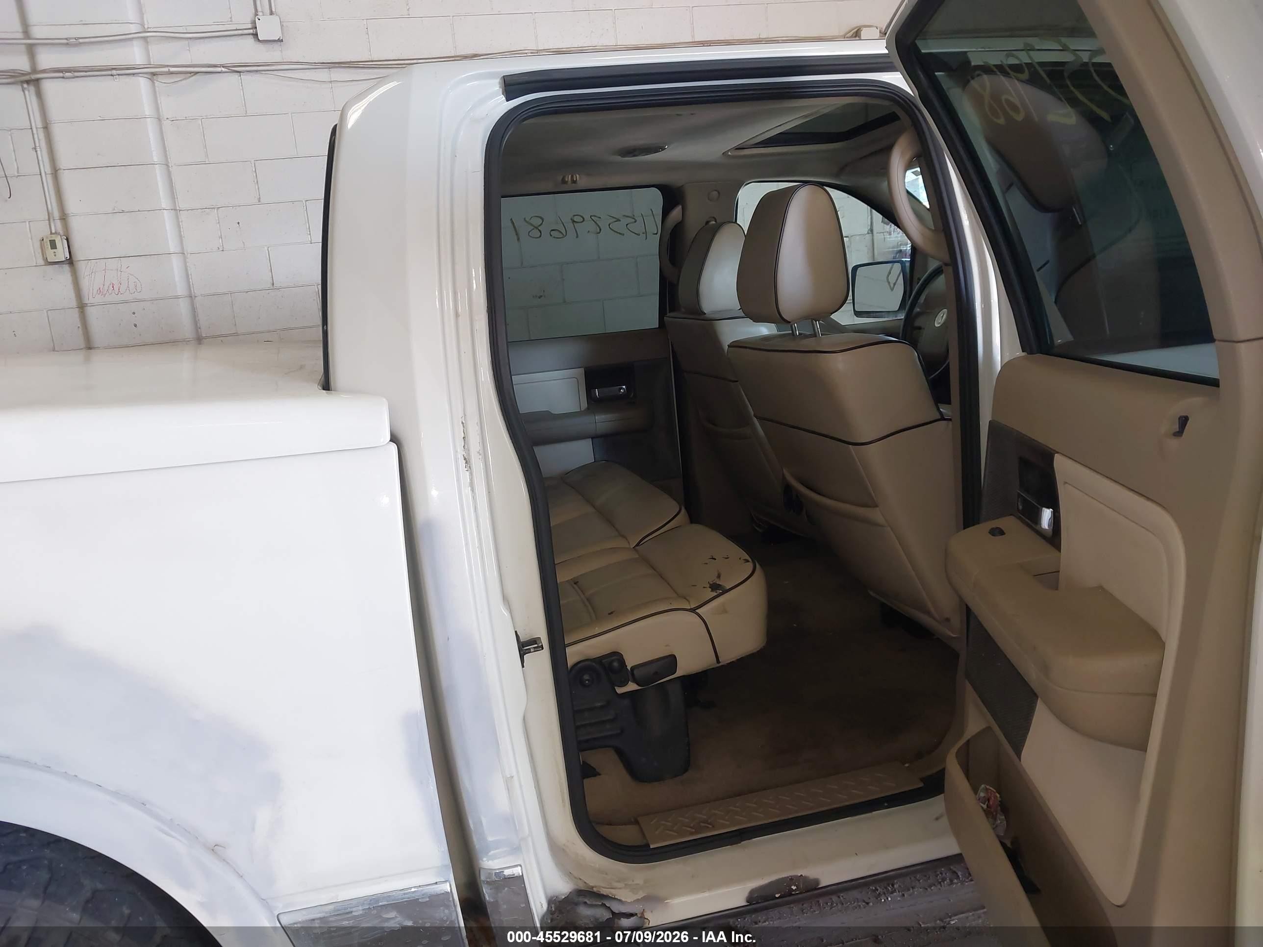 2006 Lincoln Mark Lt Белый vin: 5LTPW185X6FJ16165