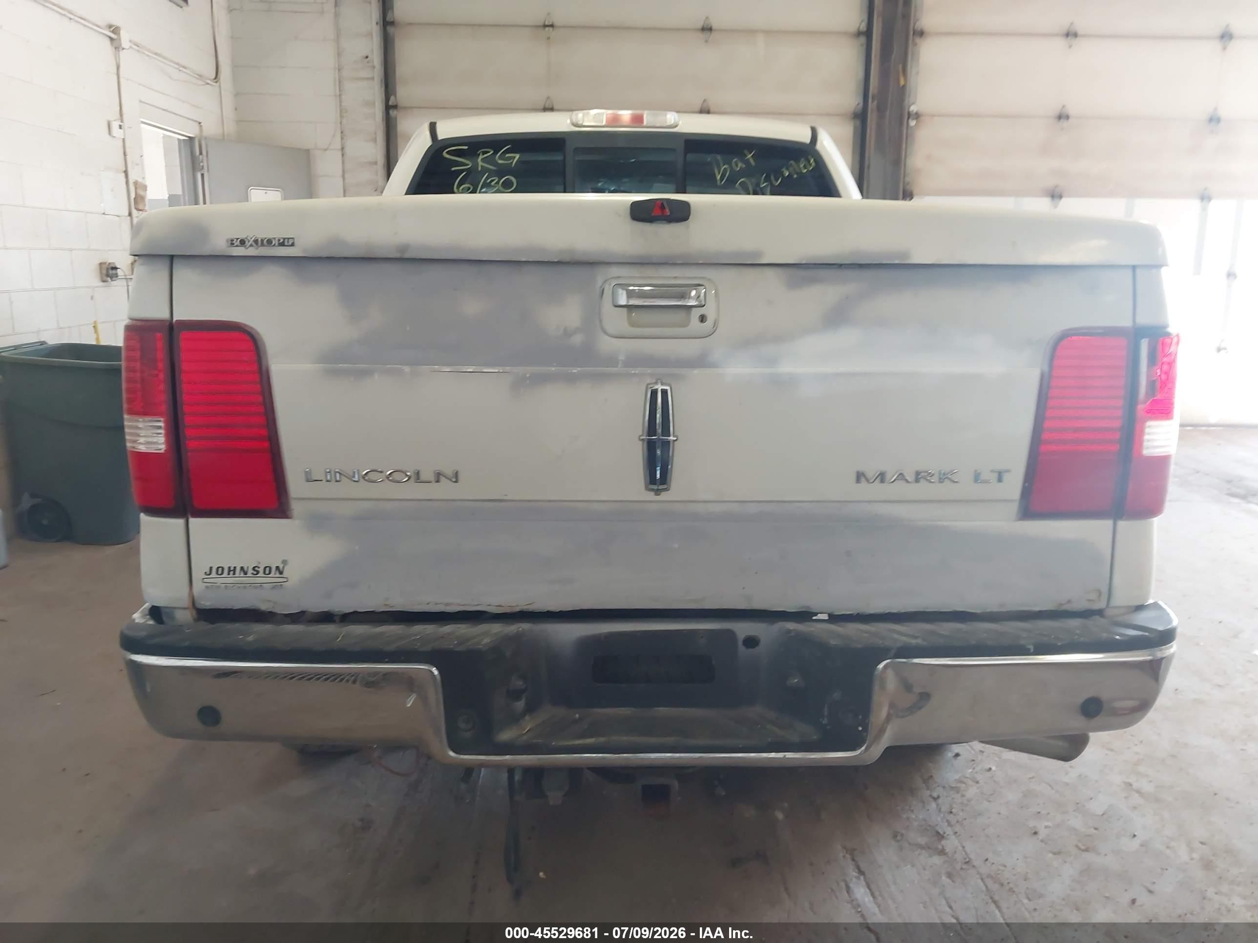 2006 Lincoln Mark Lt Белый vin: 5LTPW185X6FJ16165