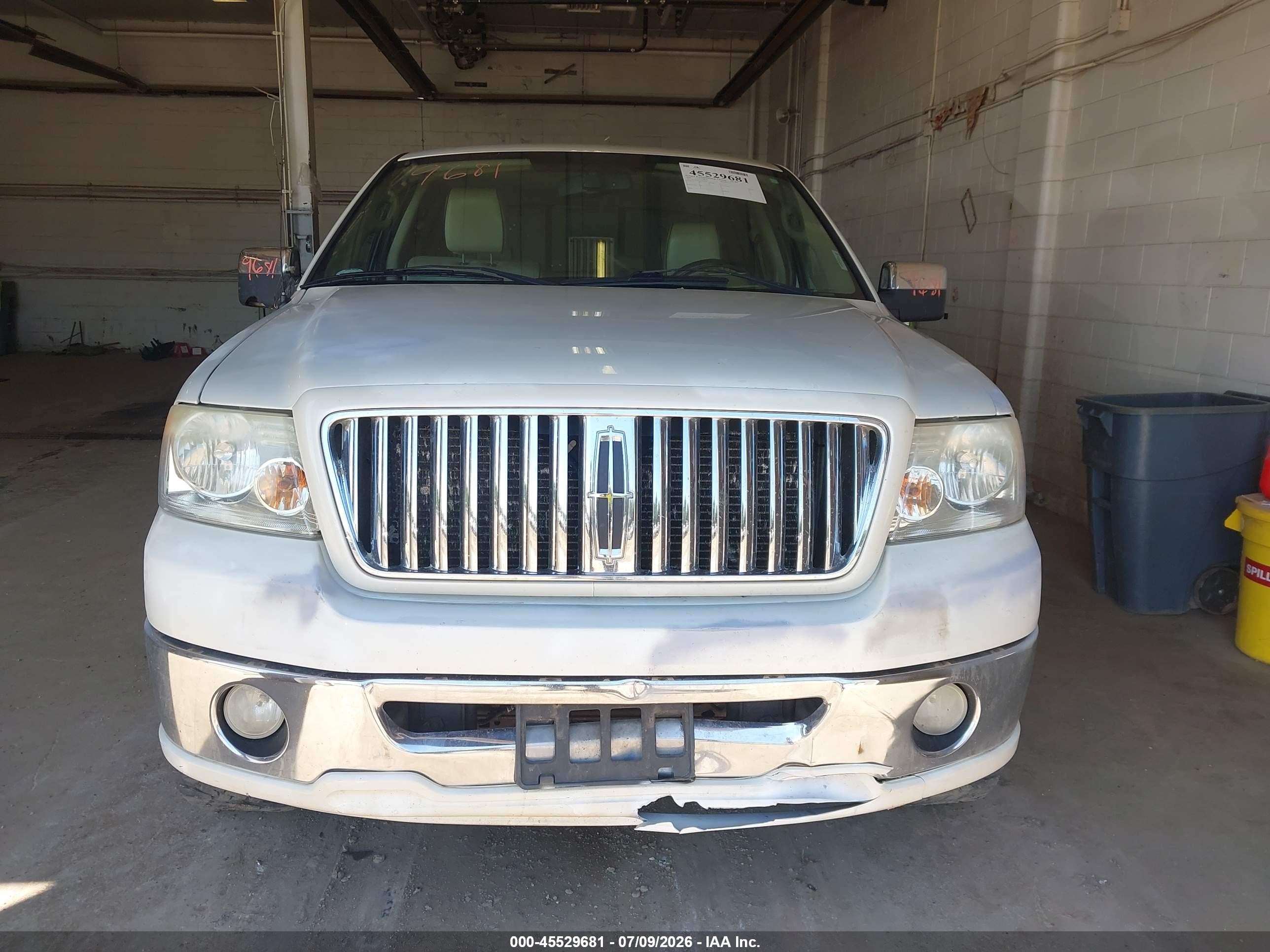 2006 Lincoln Mark Lt Белый vin: 5LTPW185X6FJ16165