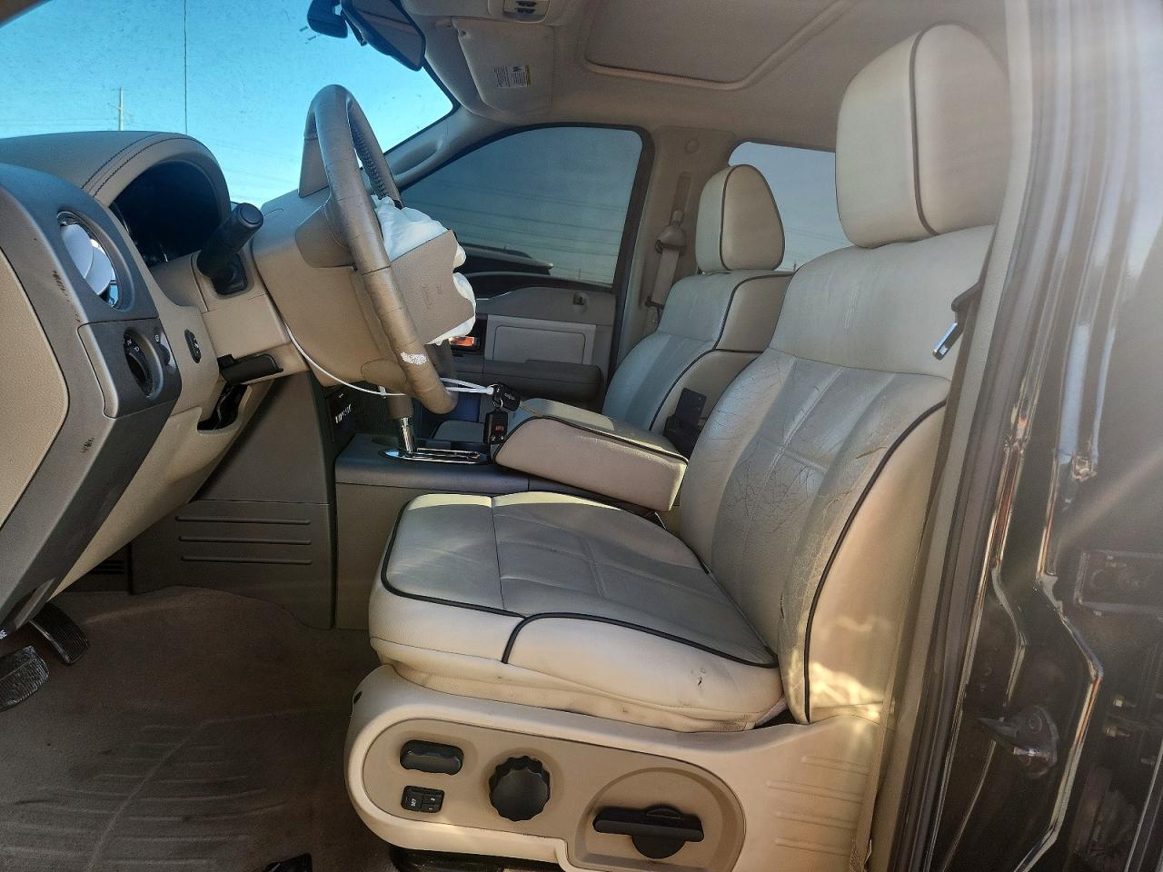 2006 Lincoln Mark Lt Black vin: 5LTPW185X6FJ21320