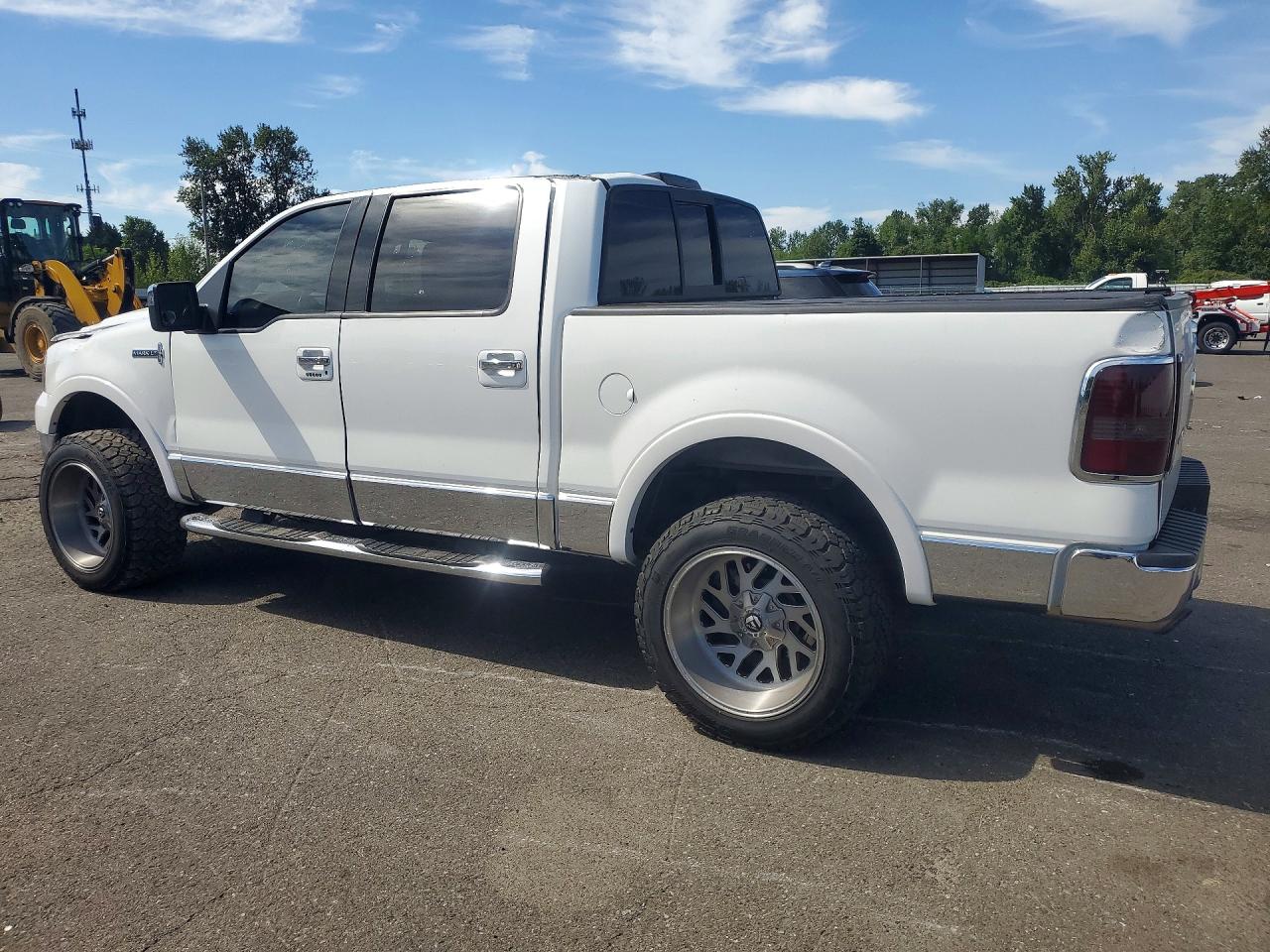 2007 Lincoln Mark Lt White vin: 5LTPW185X7FJ01618