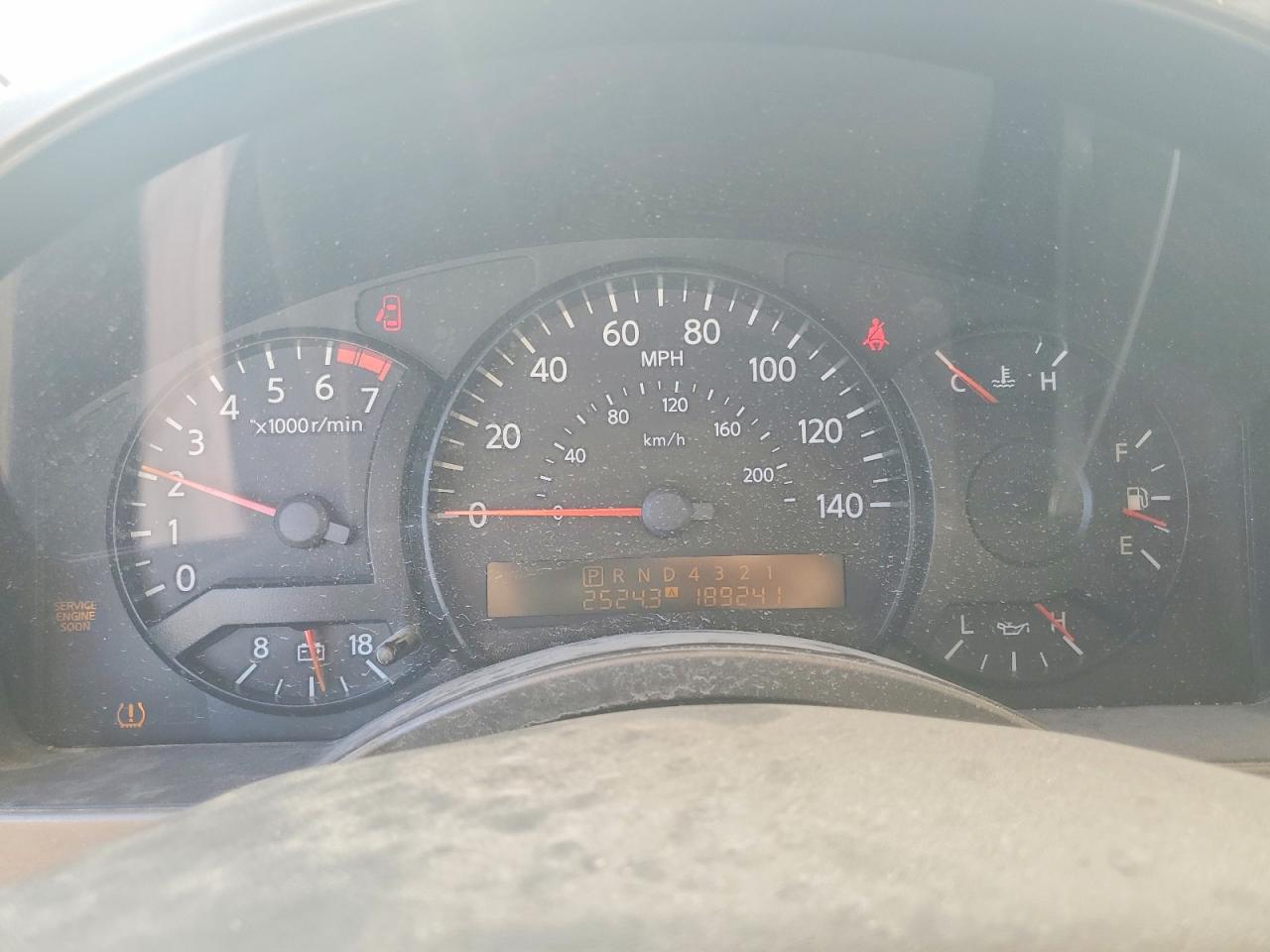 2004 Nissan Armada Se Black vin: 5N1AA08AX4N709327