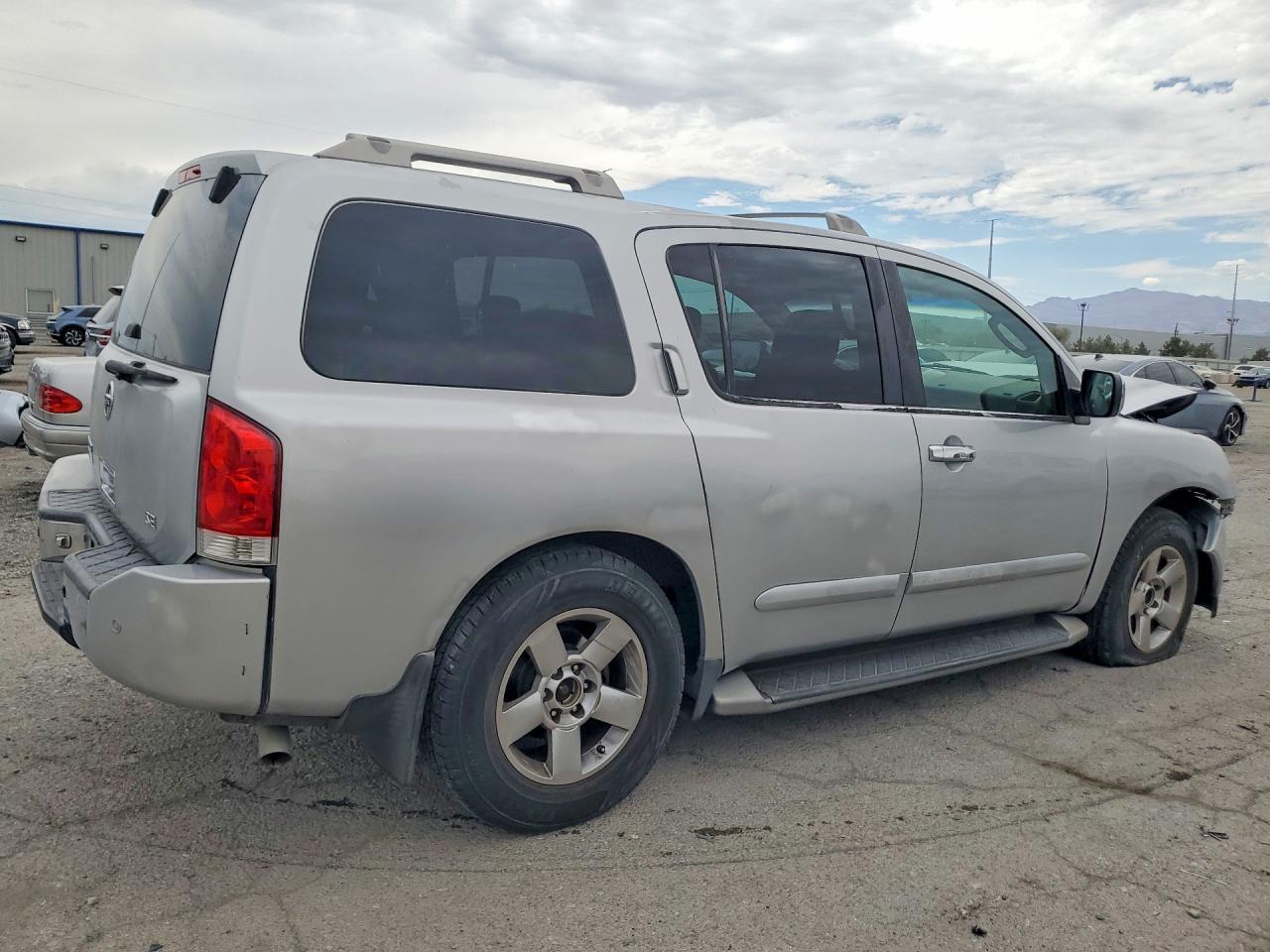 2004 Nissan Armada Se/le Silver vin: 5N1AA08AX4N742439