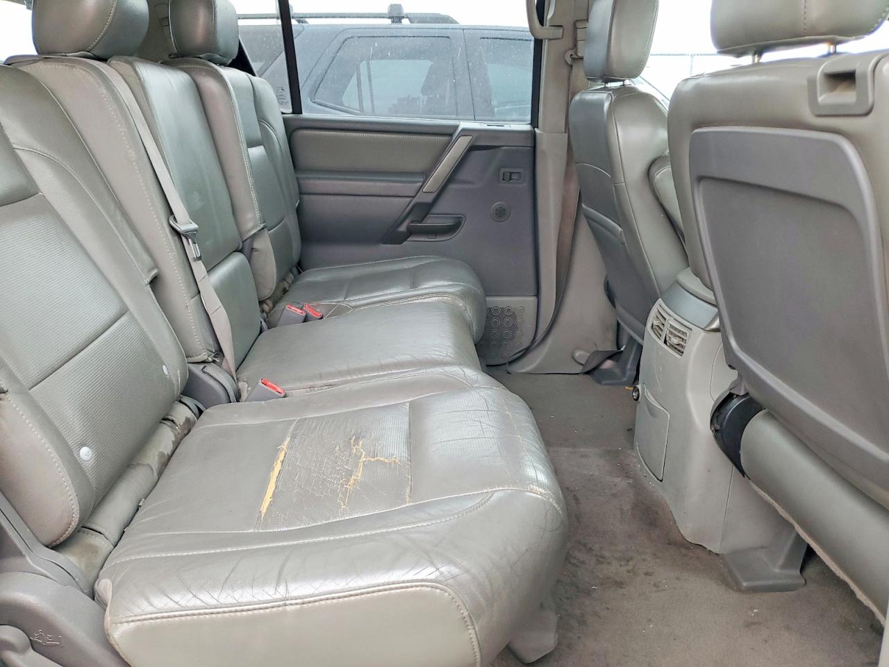 2004 Nissan Armada Se/le Silver vin: 5N1AA08AX4N742439