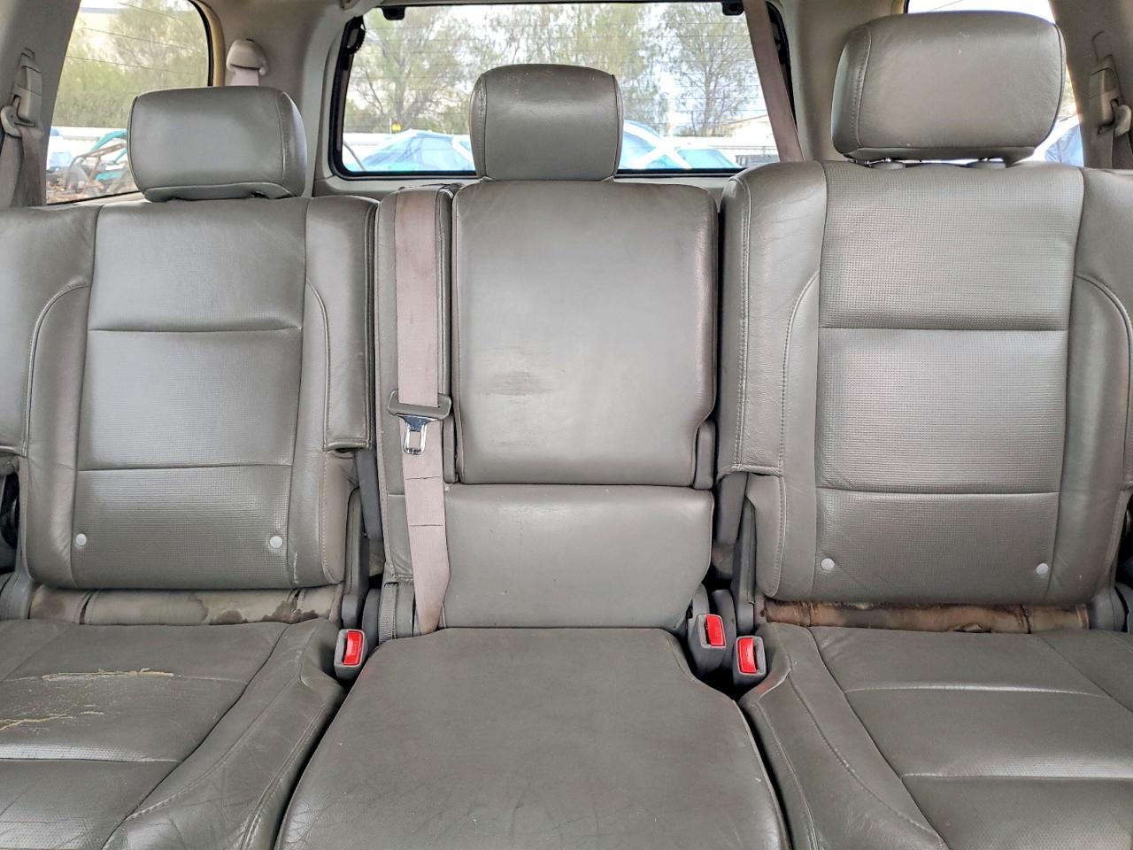 2004 Nissan Armada Se/le Silver vin: 5N1AA08AX4N742439