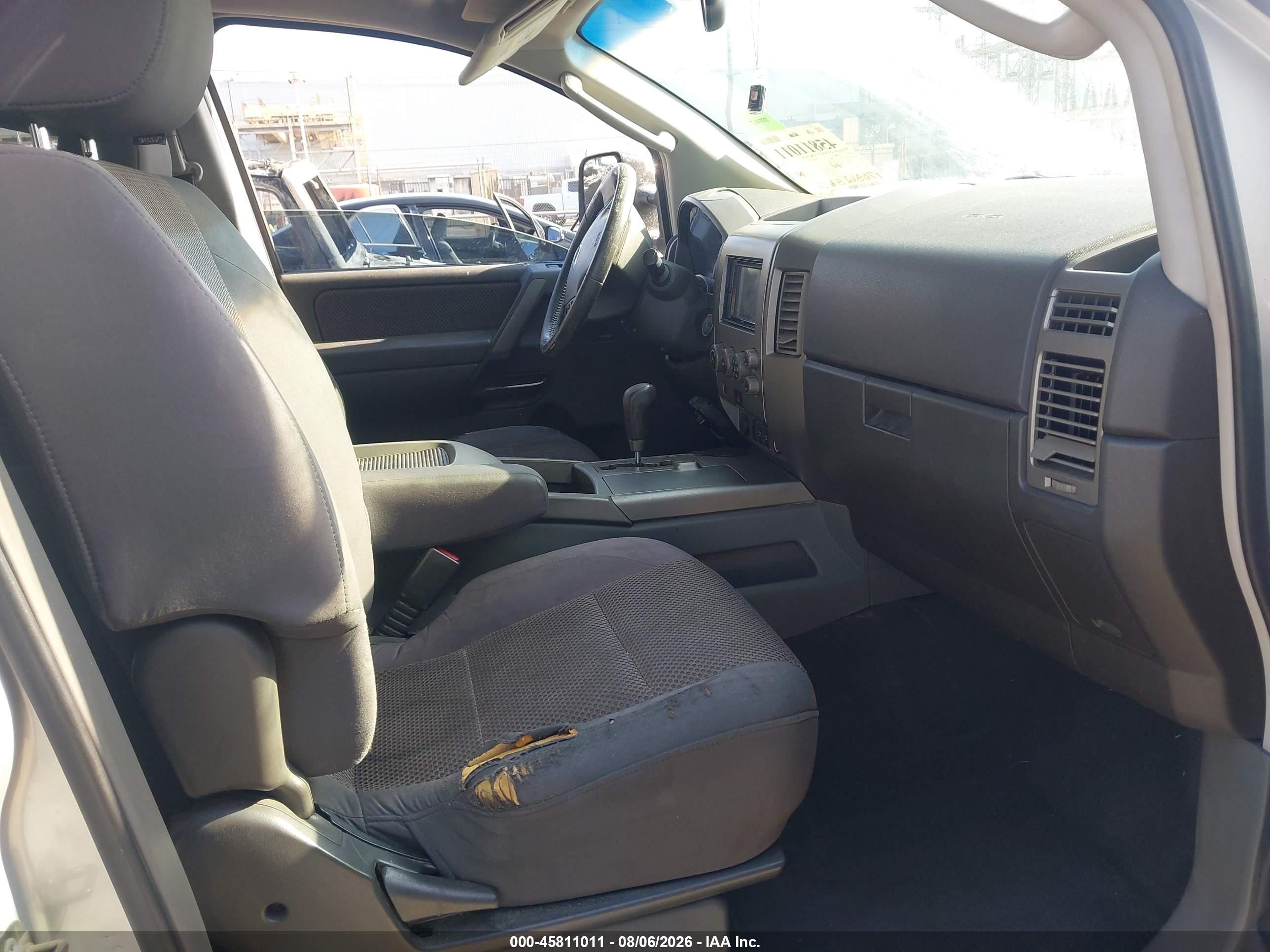 2005 Nissan Armada Se Silver vin: 5N1AA08AX5N737338