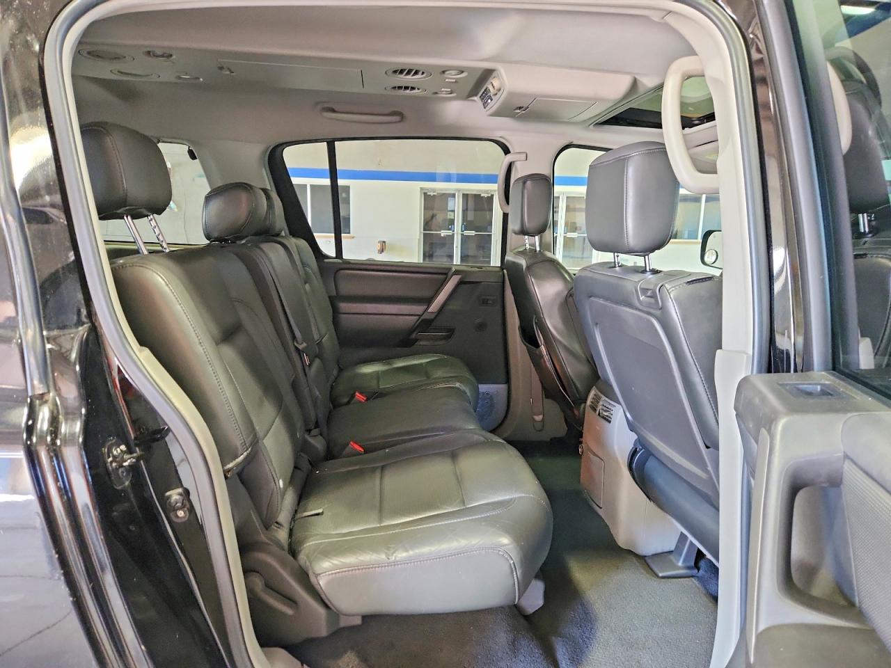 2004 Nissan Armada Se Black vin: 5N1AA08B44N745569