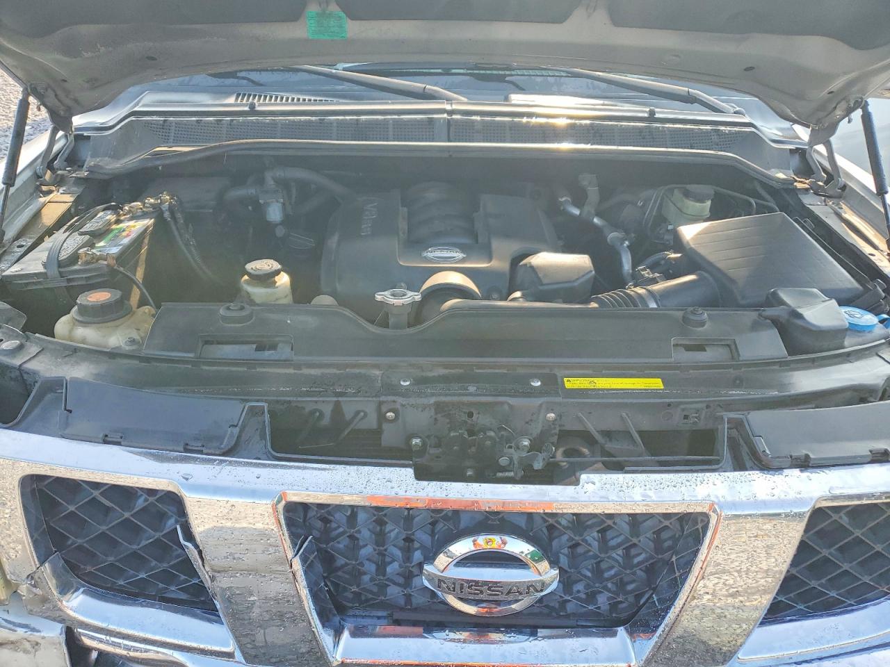 2005 Nissan Armada Se/le Silver vin: 5N1AA08B45N714369