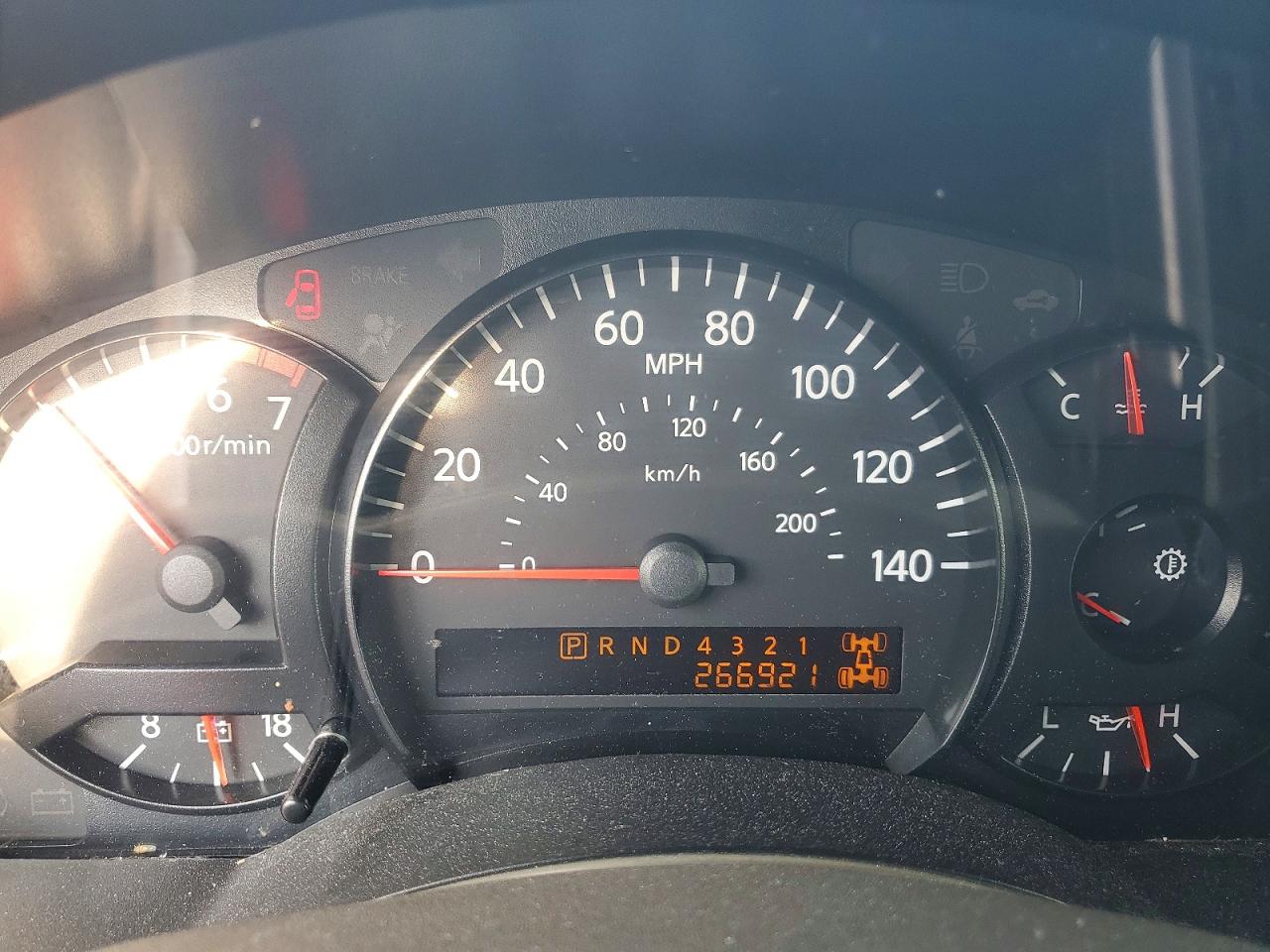2005 Nissan Armada Se/le Silver vin: 5N1AA08B45N714369