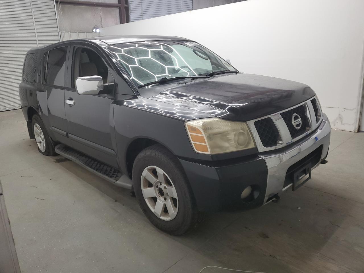 2004 Nissan Armada Se Black vin: 5N1AA08B54N705968 Damage: Right Head Lamp, Faded, Acceptable