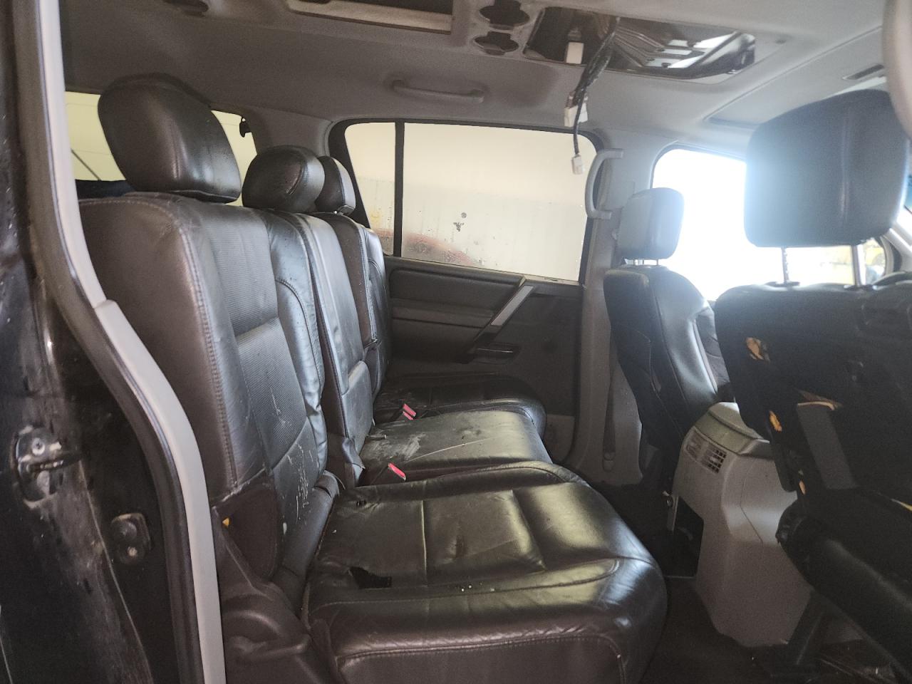 2004 Nissan Armada Se Черный vin: 5N1AA08B84N732940
