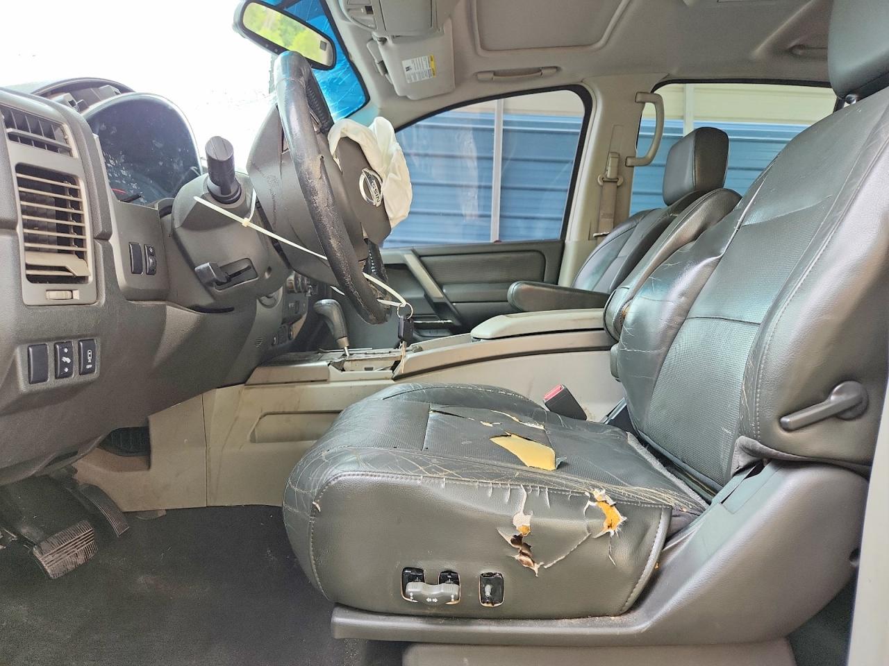 2004 Nissan Armada Se Black vin: 5N1AA08B94N736284