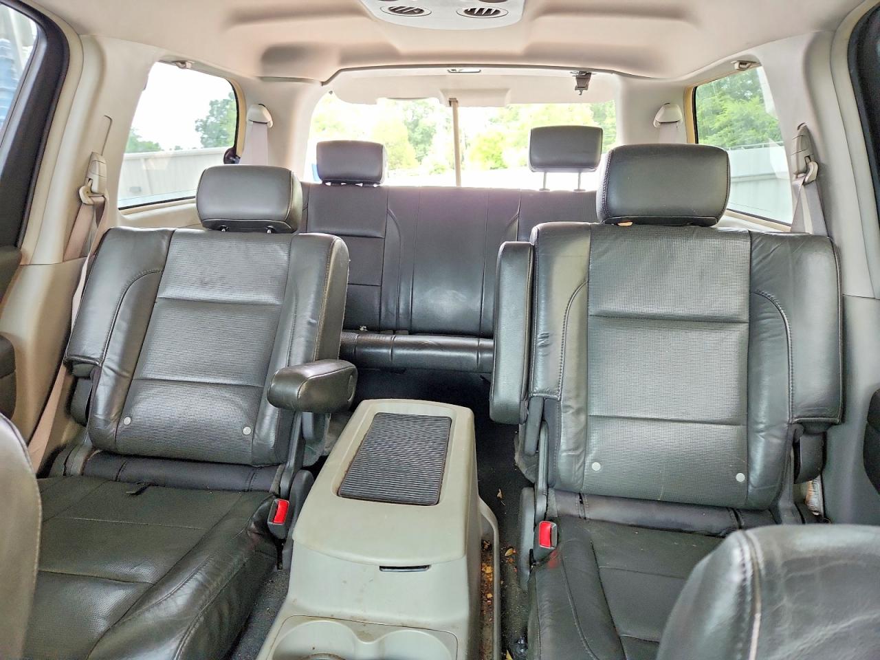 2004 Nissan Armada Se Black vin: 5N1AA08B94N736284