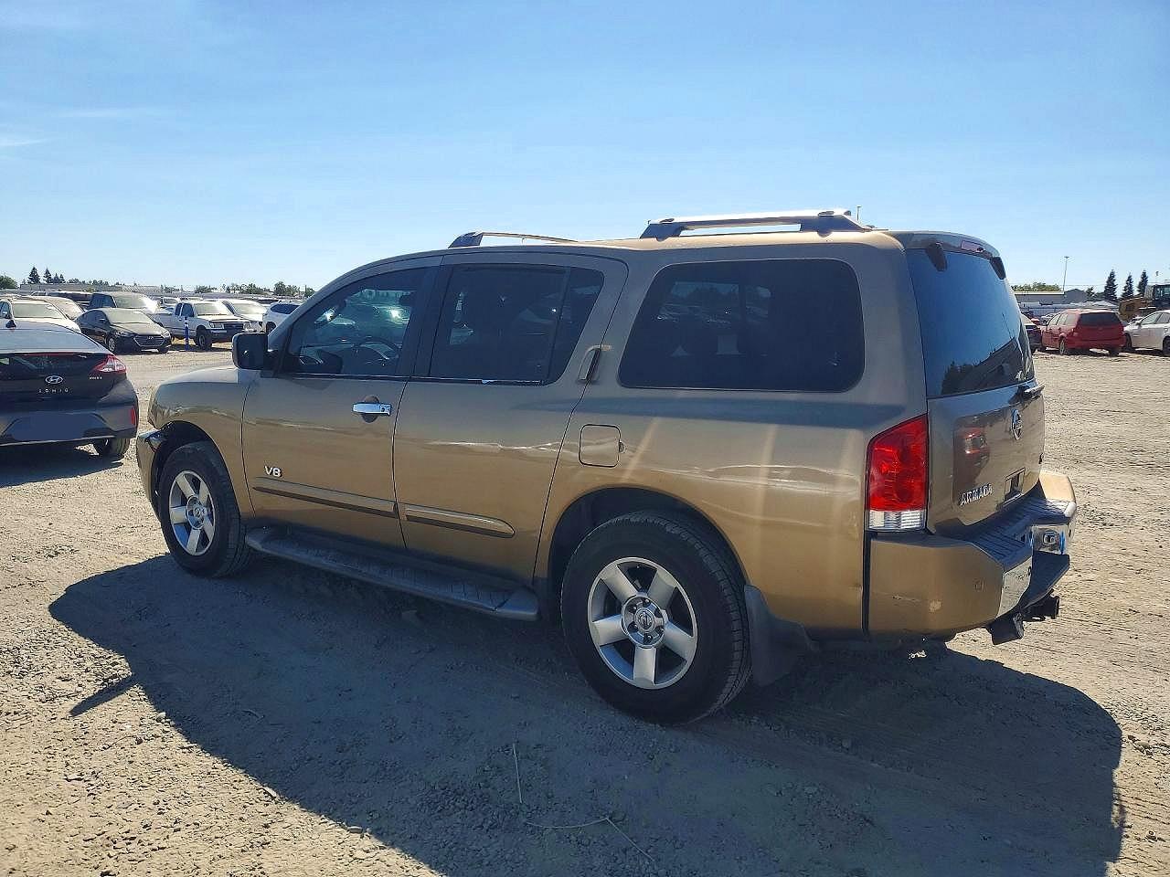 2005 Nissan Armada Se Gold vin: 5N1AA08B95N707918