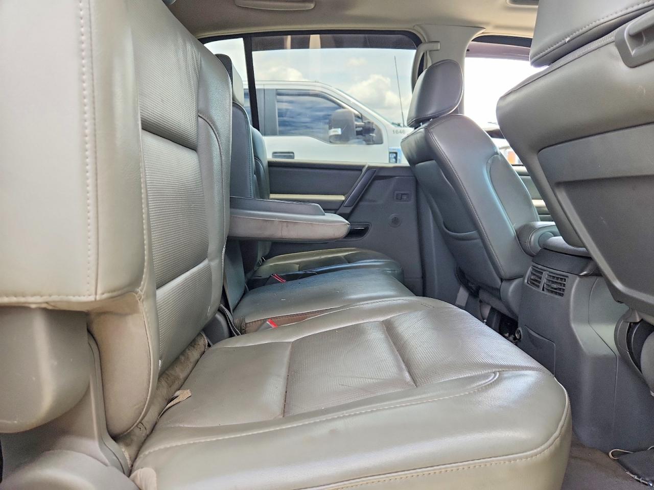 2007 Nissan Armada Se Gray vin: 5N1AA08C17N723915