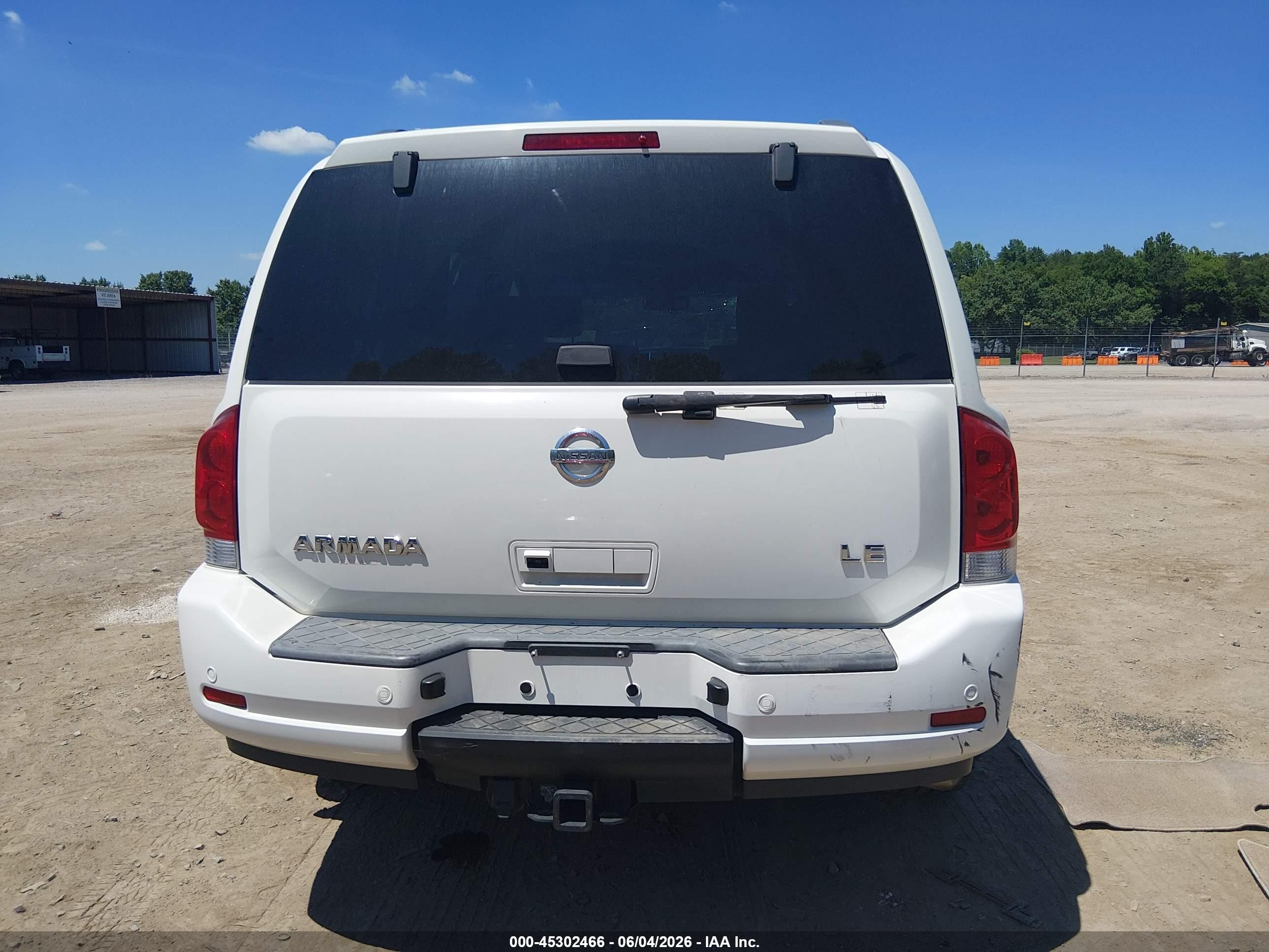 2008 Nissan Armada Le White vin: 5N1AA08C58N628744