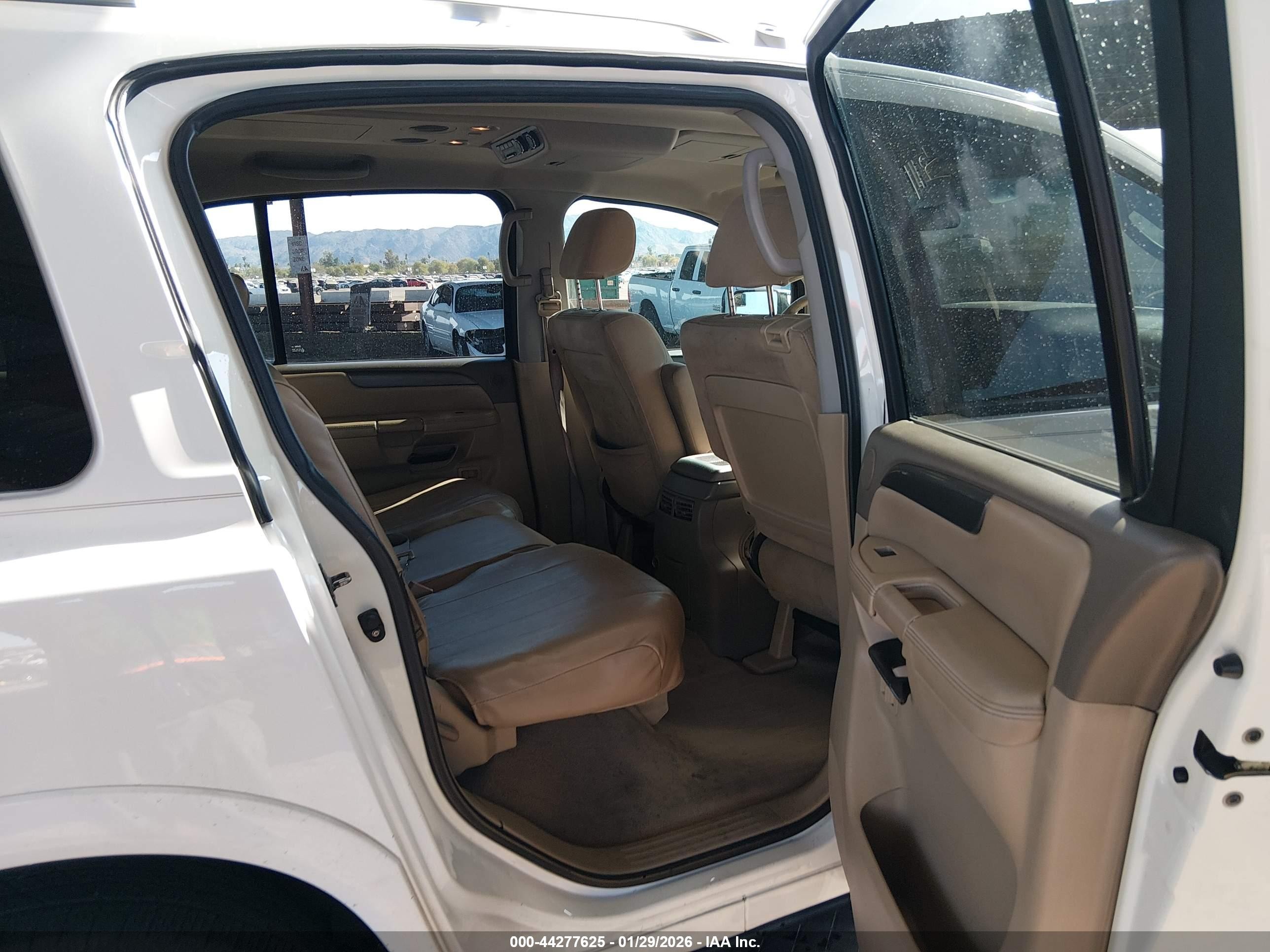 2009 Nissan Armada Se White vin: 5N1AA08D79N604164