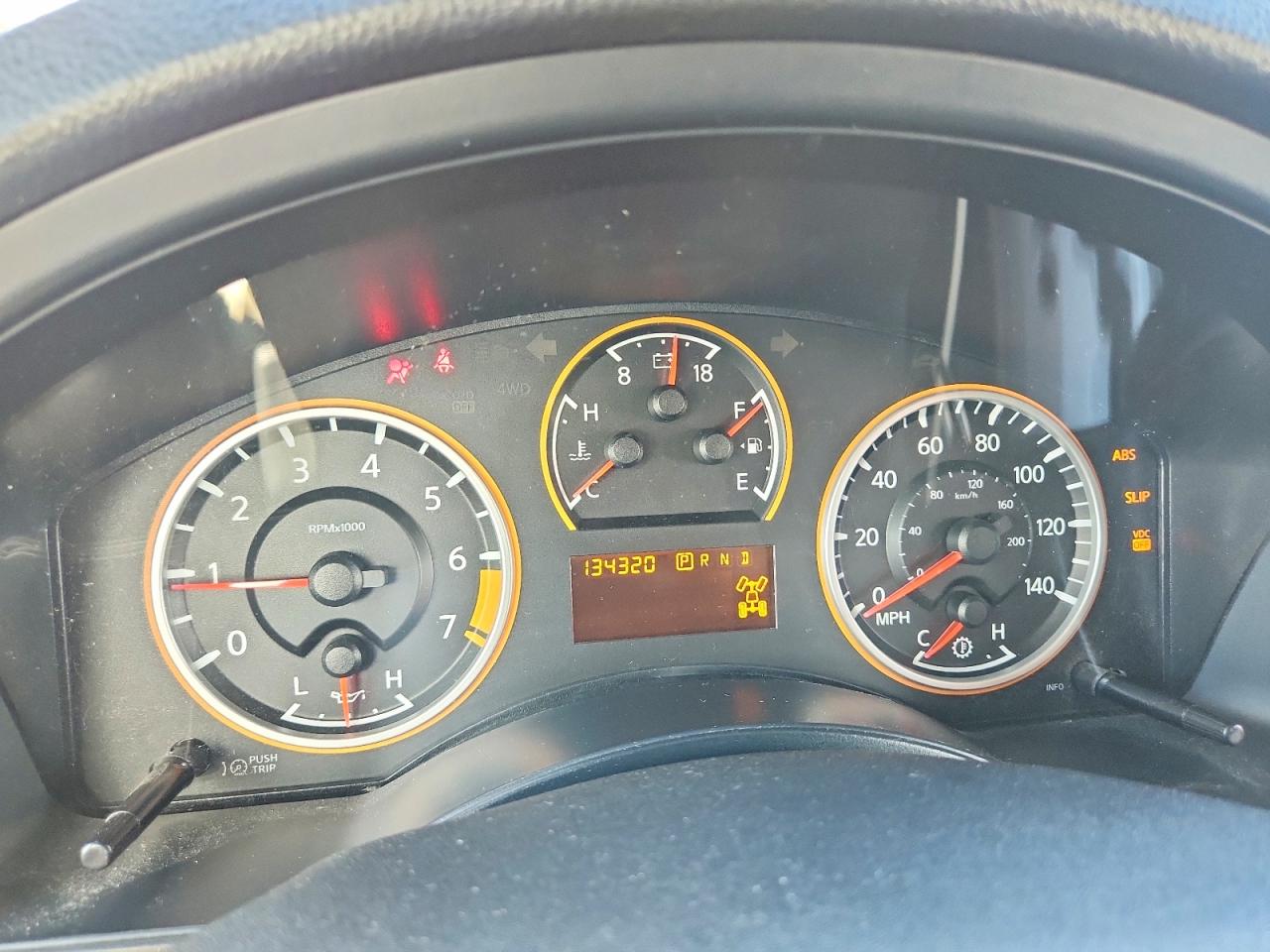 2010 Nissan Armada Se Charcoal vin: 5N1AA0NC0AN615099