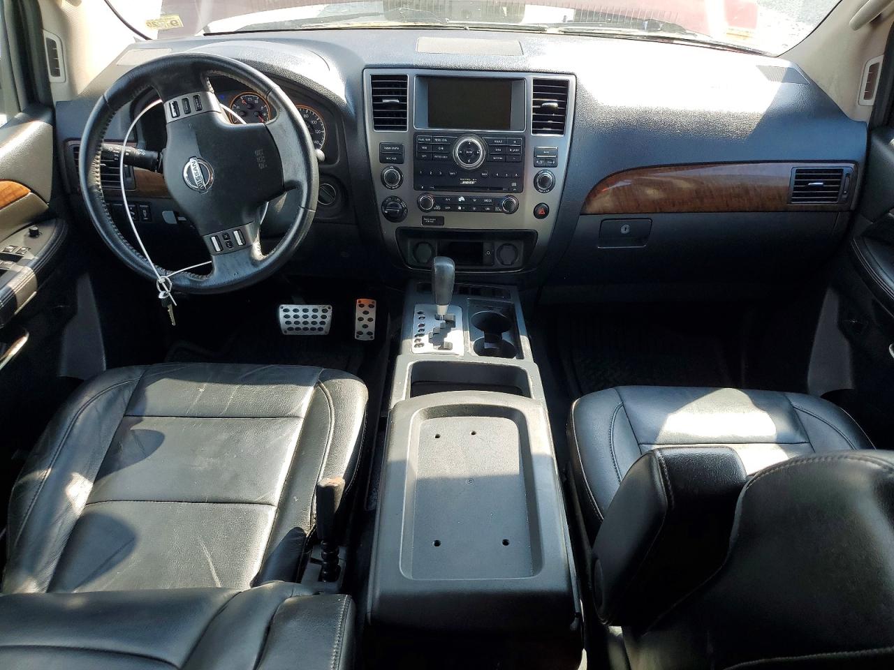 2010 Nissan Armada Se Burgundy vin: 5N1AA0NC1AN621459
