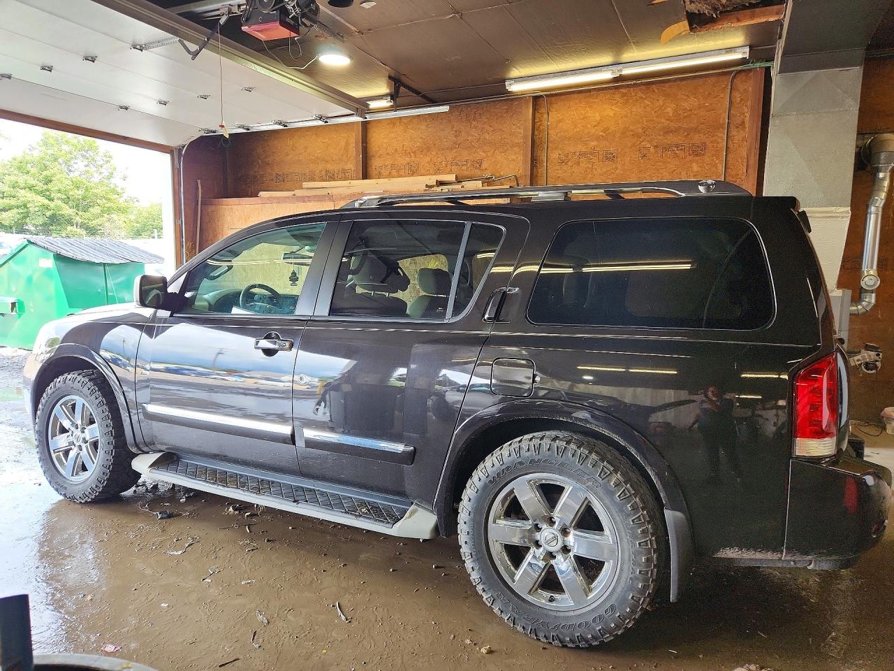 2013 Nissan Armada Sv Black vin: 5N1AA0NC1DN615309