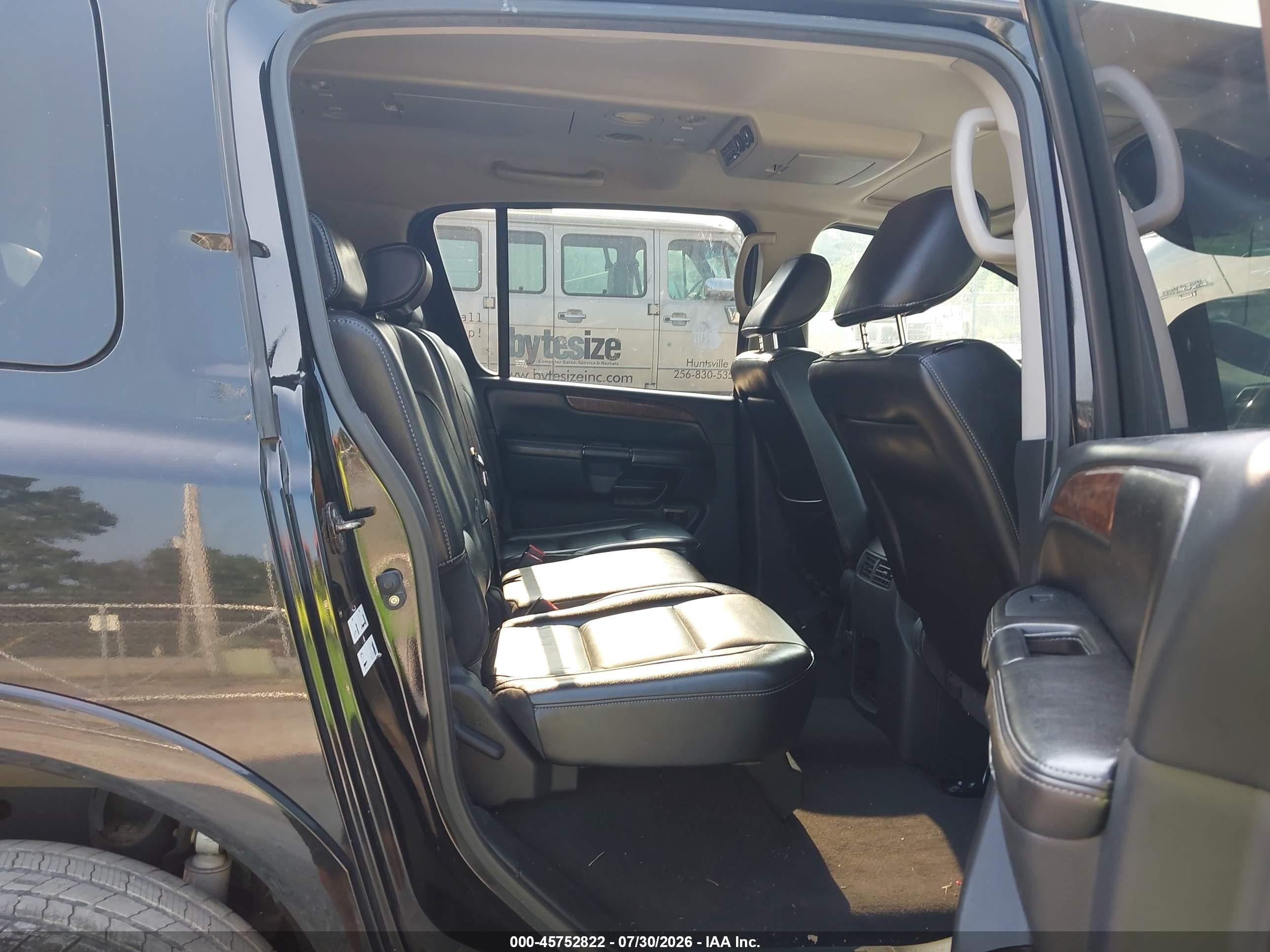 2011 Nissan Armada Platinum Черный vin: 5N1AA0NC2BN604350