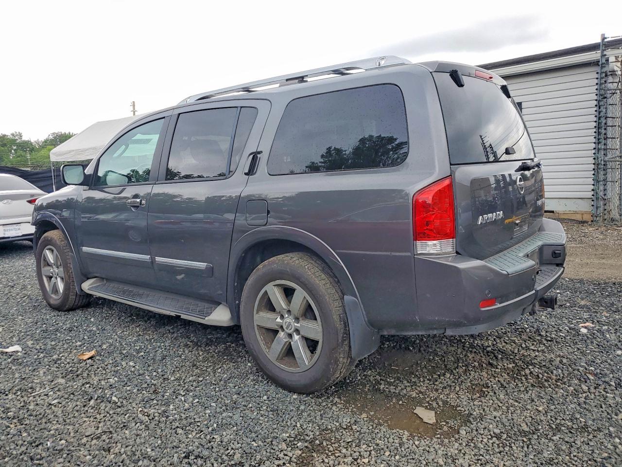 2011 Nissan Armada Sv Gray vin: 5N1AA0NC2BN619673