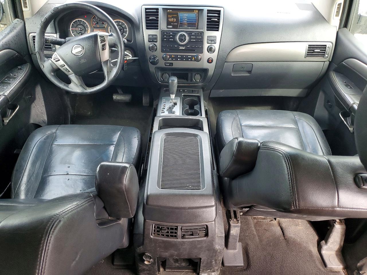 2013 Nissan Armada Sv Silver vin: 5N1AA0NC2DN608126