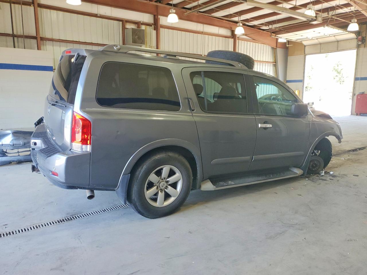 2015 Nissan Armada Sv Серый vin: 5N1AA0NC2FN600322